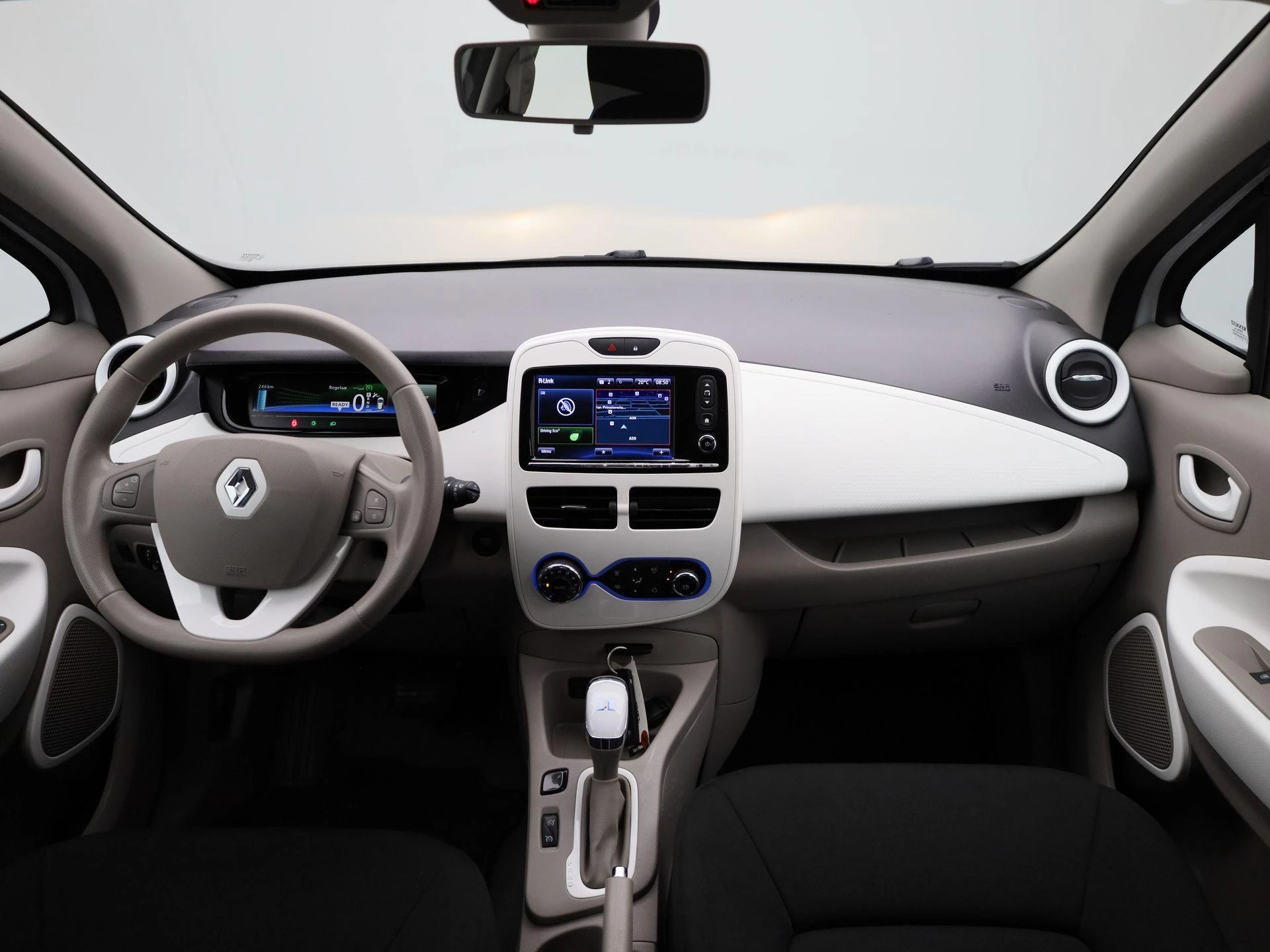 Renault-ZOE-image-28