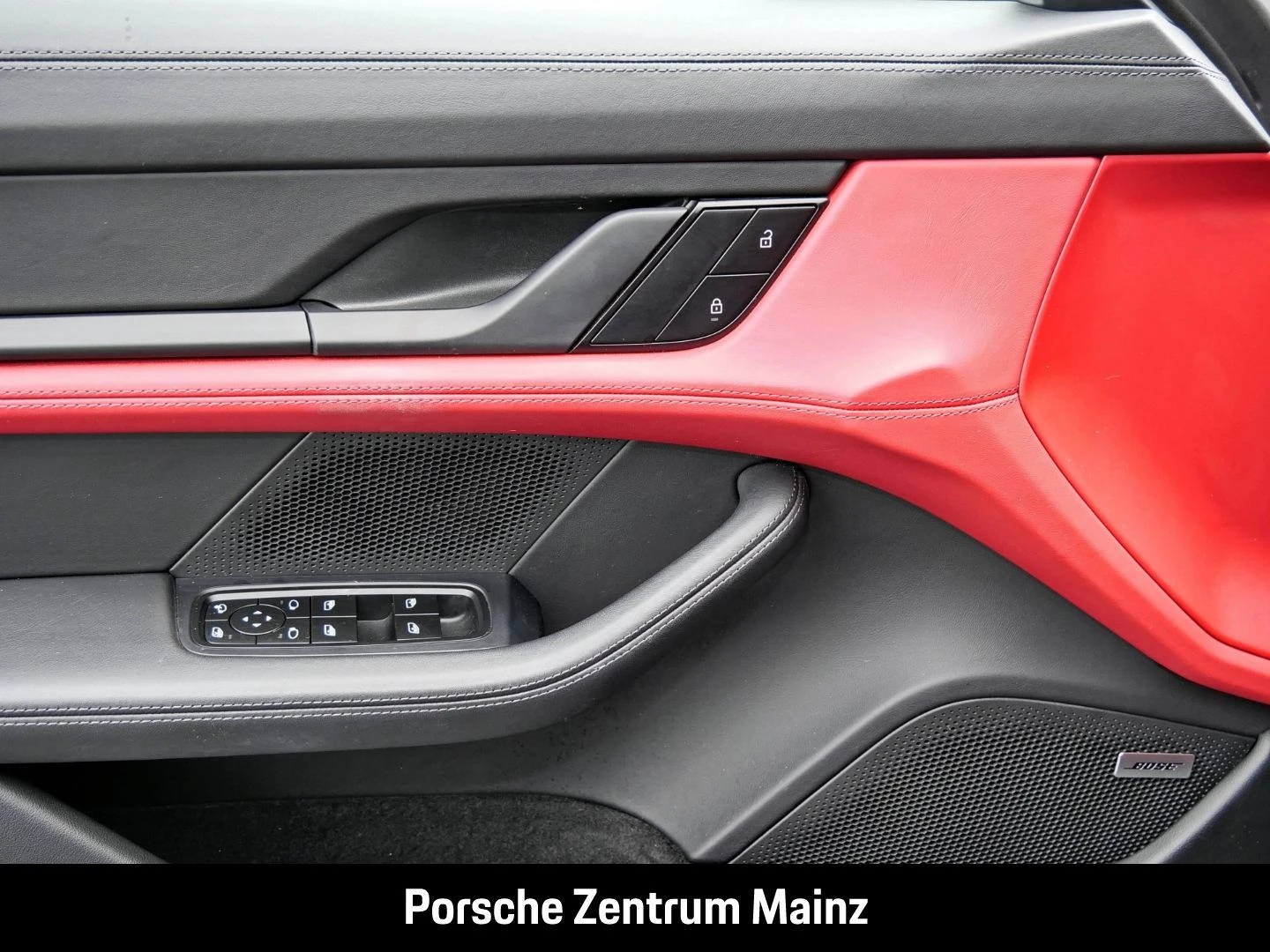 Porsche-Taycan-image-25
