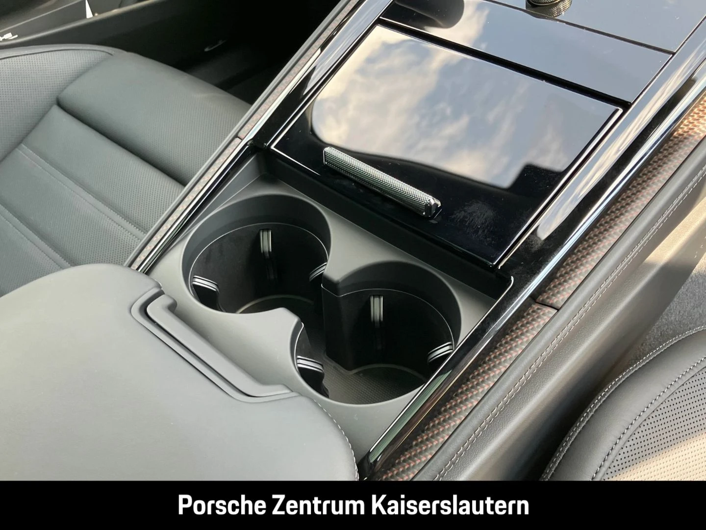 Porsche-Panamera-image-32