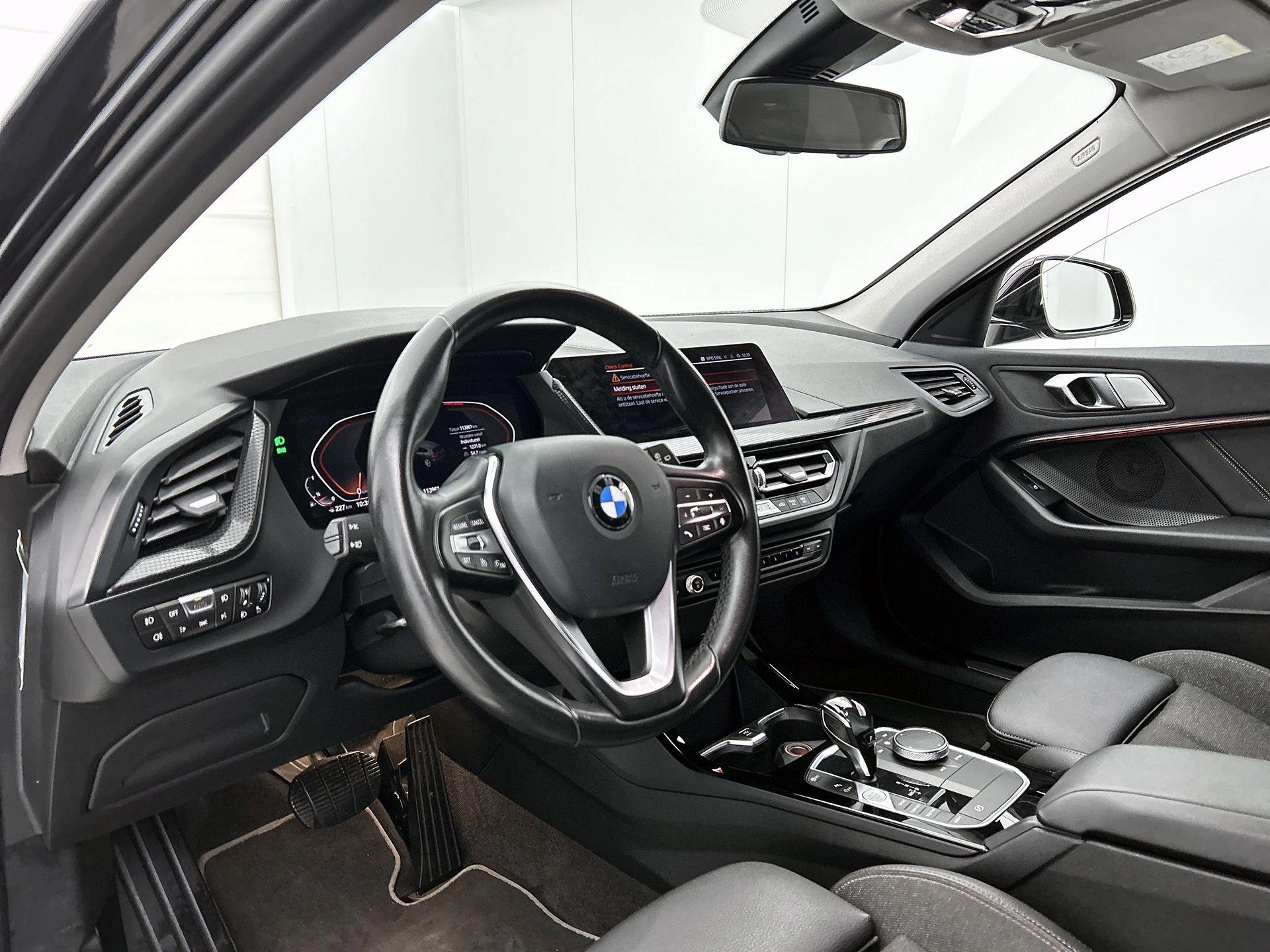 BMW-1 Serie-image-16