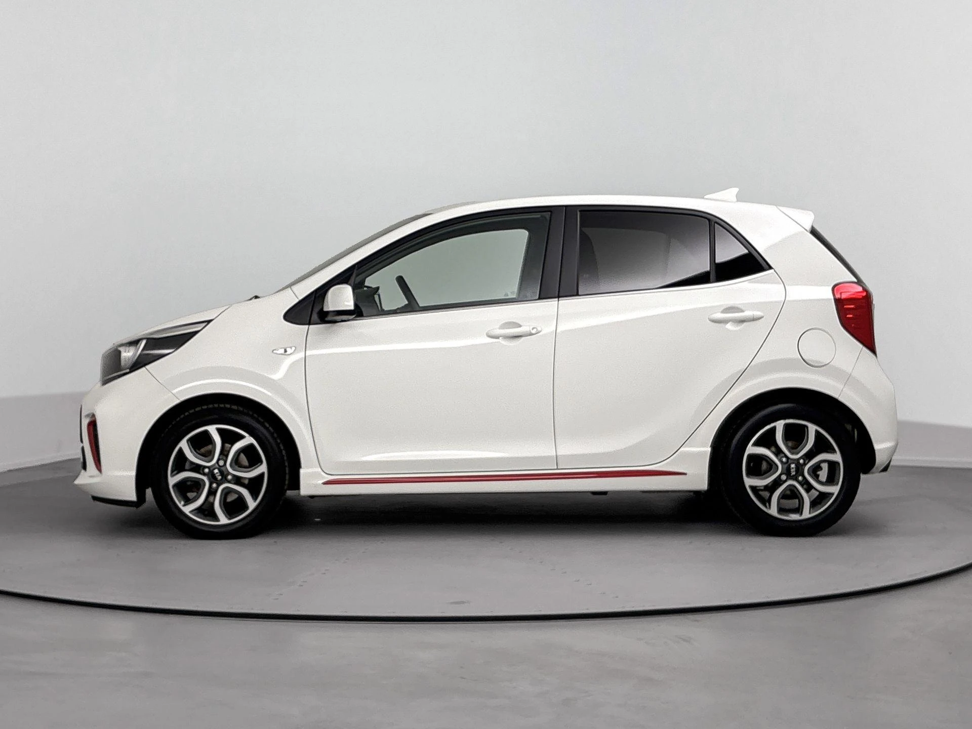 Kia-Picanto-image-1