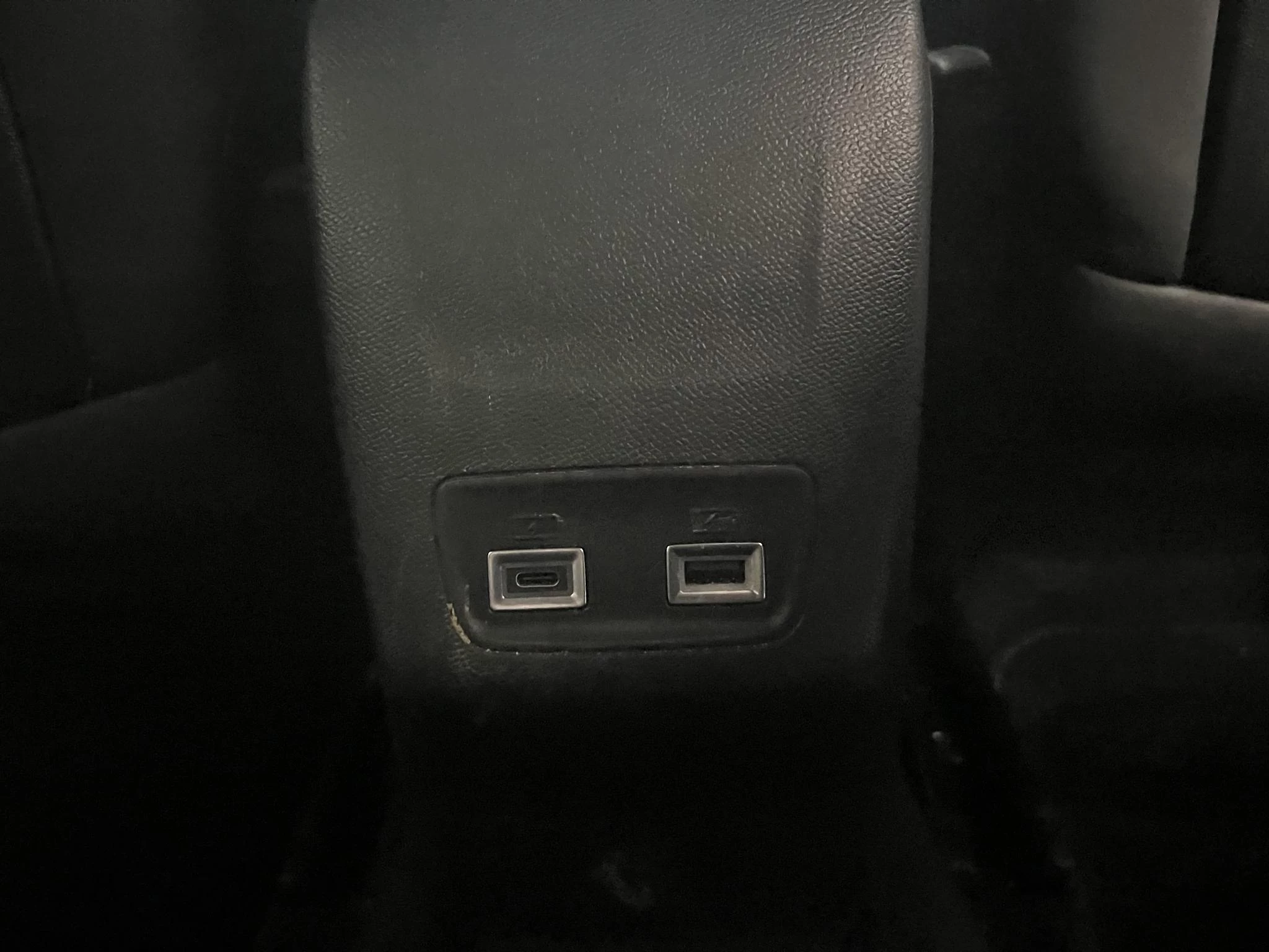 Peugeot 2008 1.2 Hybrid 145 GT