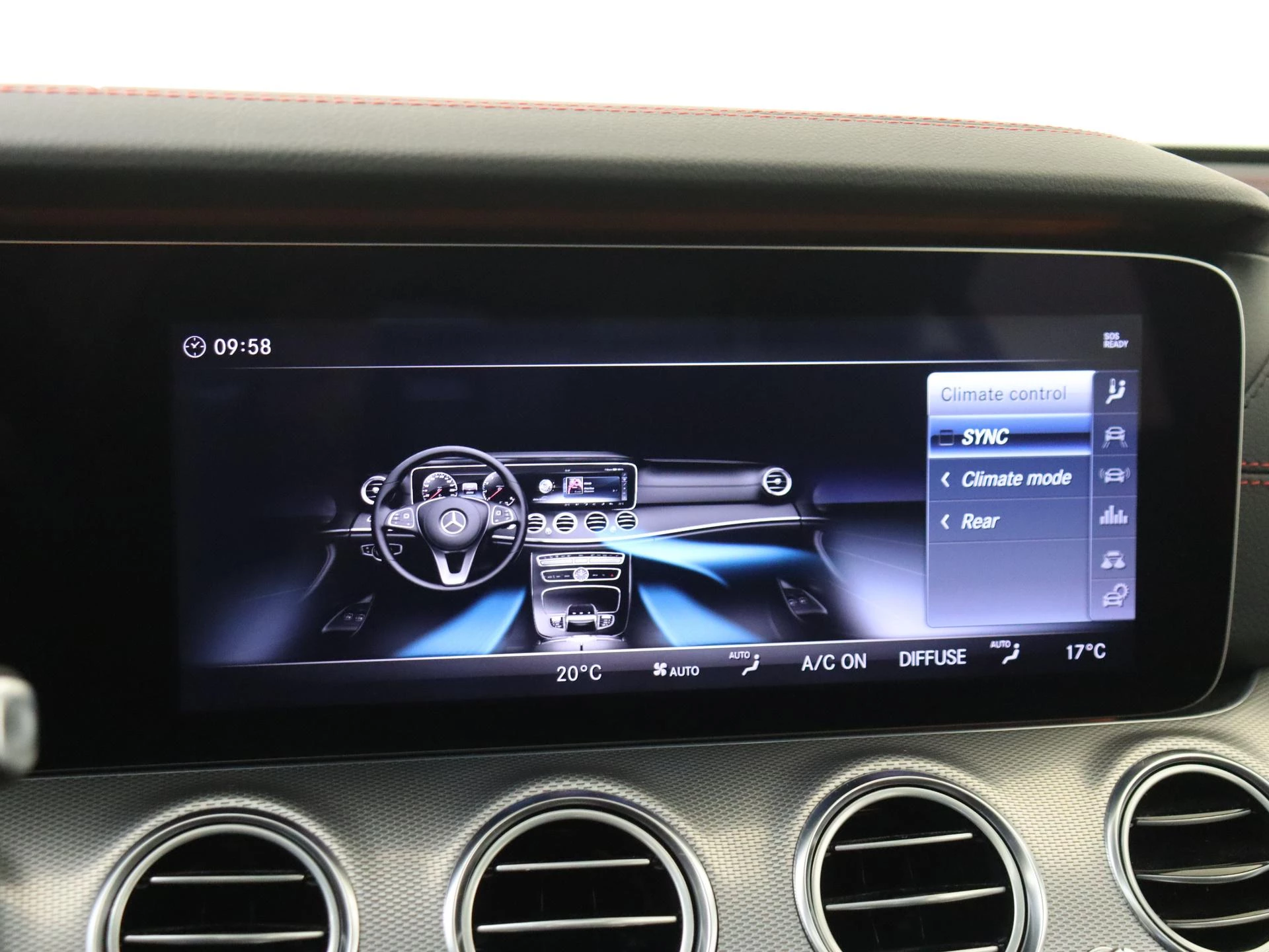 Mercedes-Benz-E-Klasse-image-25