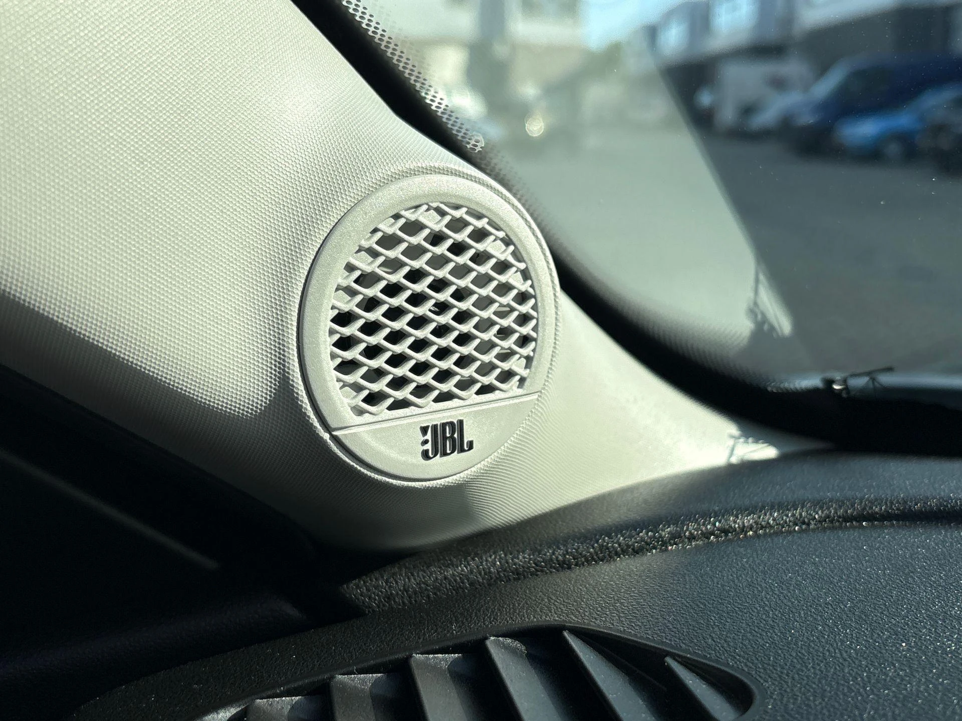 Jeep-Avenger-image-18