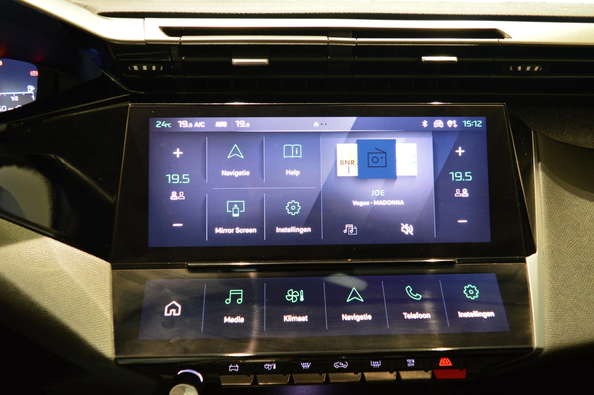 Peugeot-308-image-17