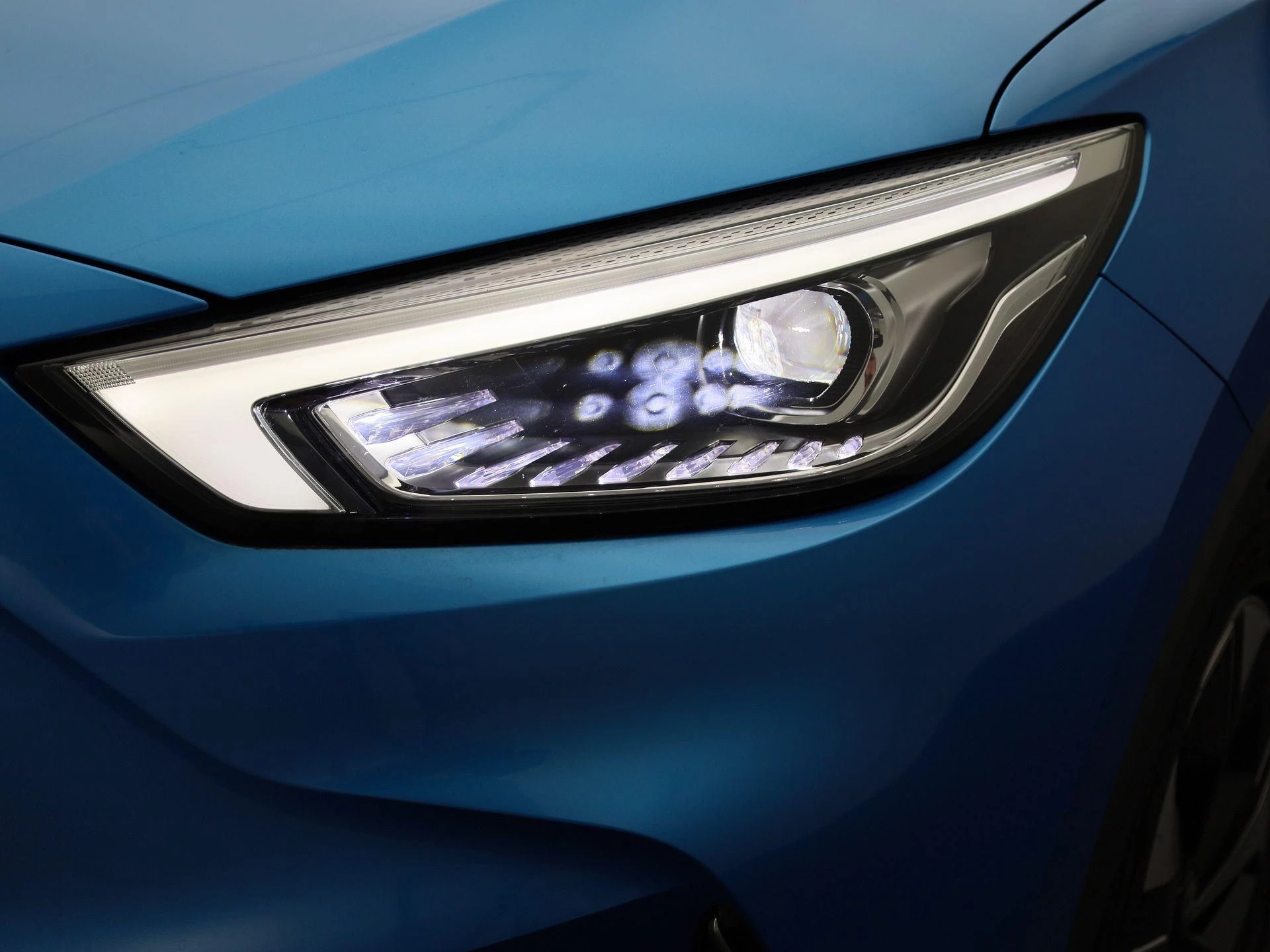 MG-ZS EV-image-12
