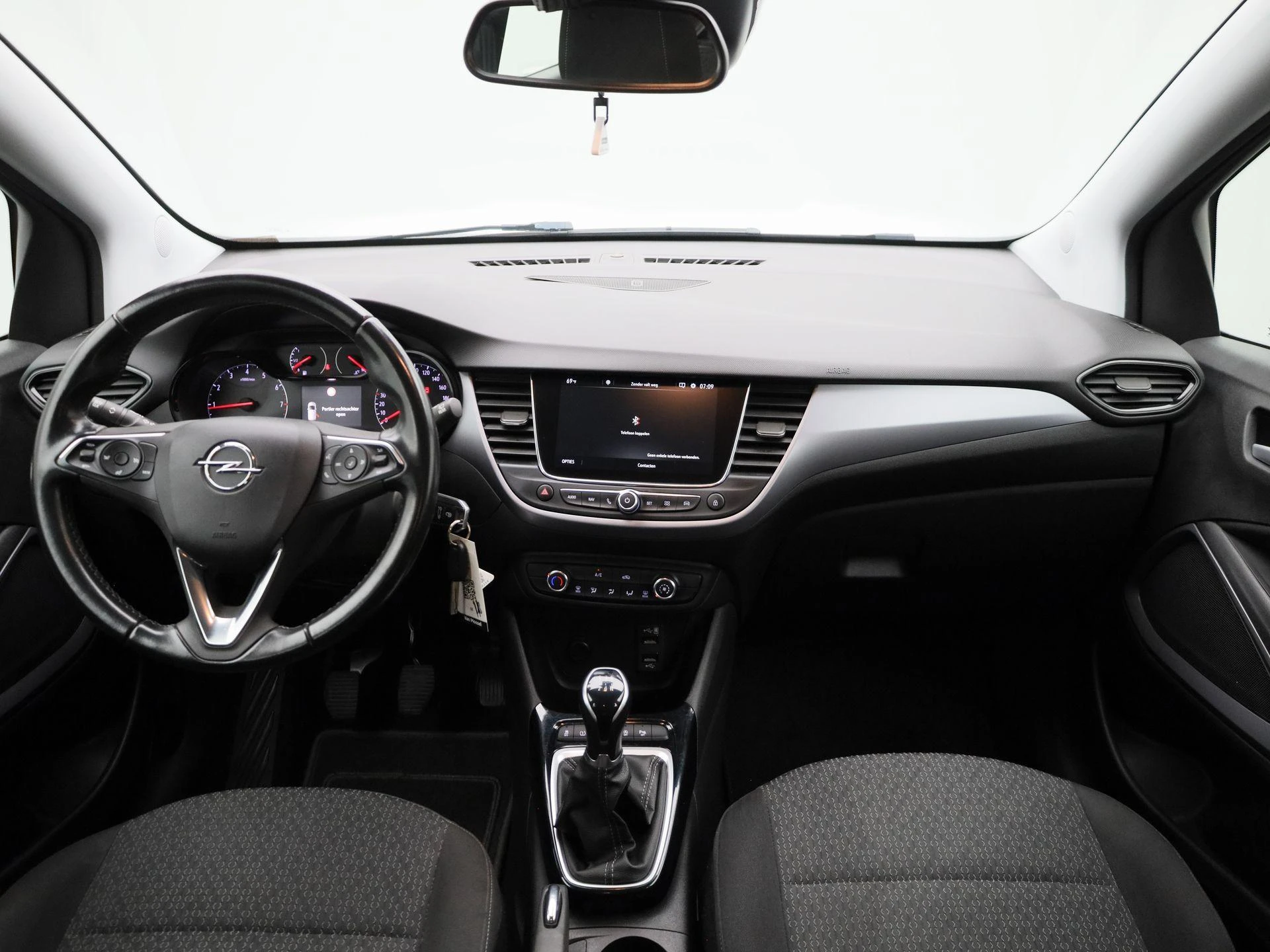 Opel-Crossland X-image-34