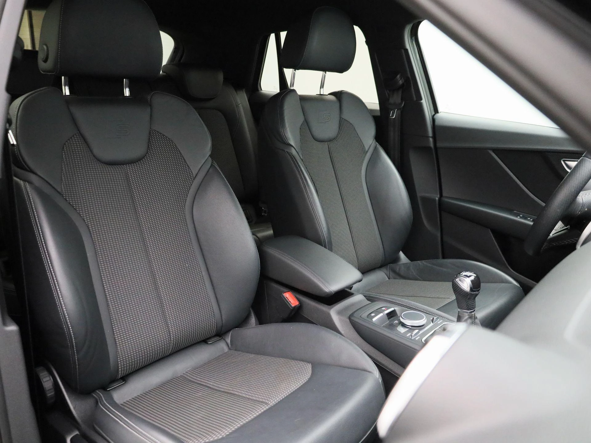 Audi Q2 30 TFSI S Edition