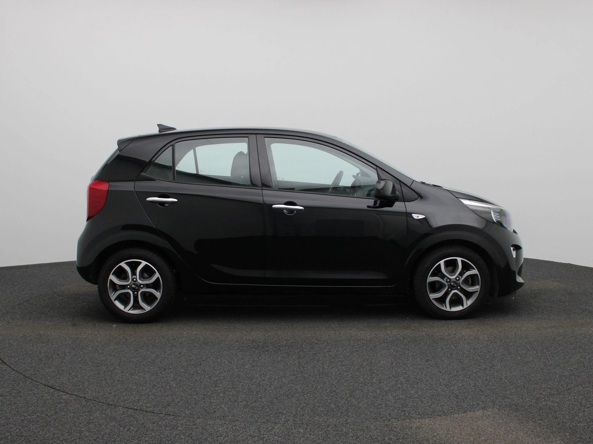 Kia-Picanto-image-5
