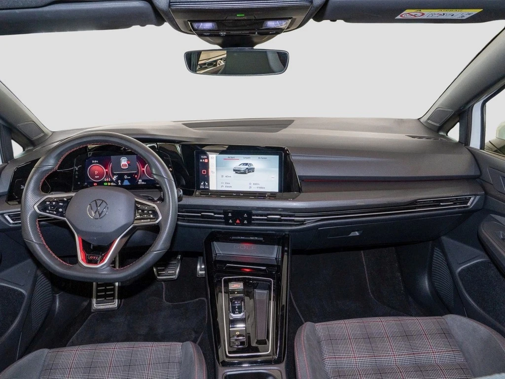 Volkswagen-Golf-image-10