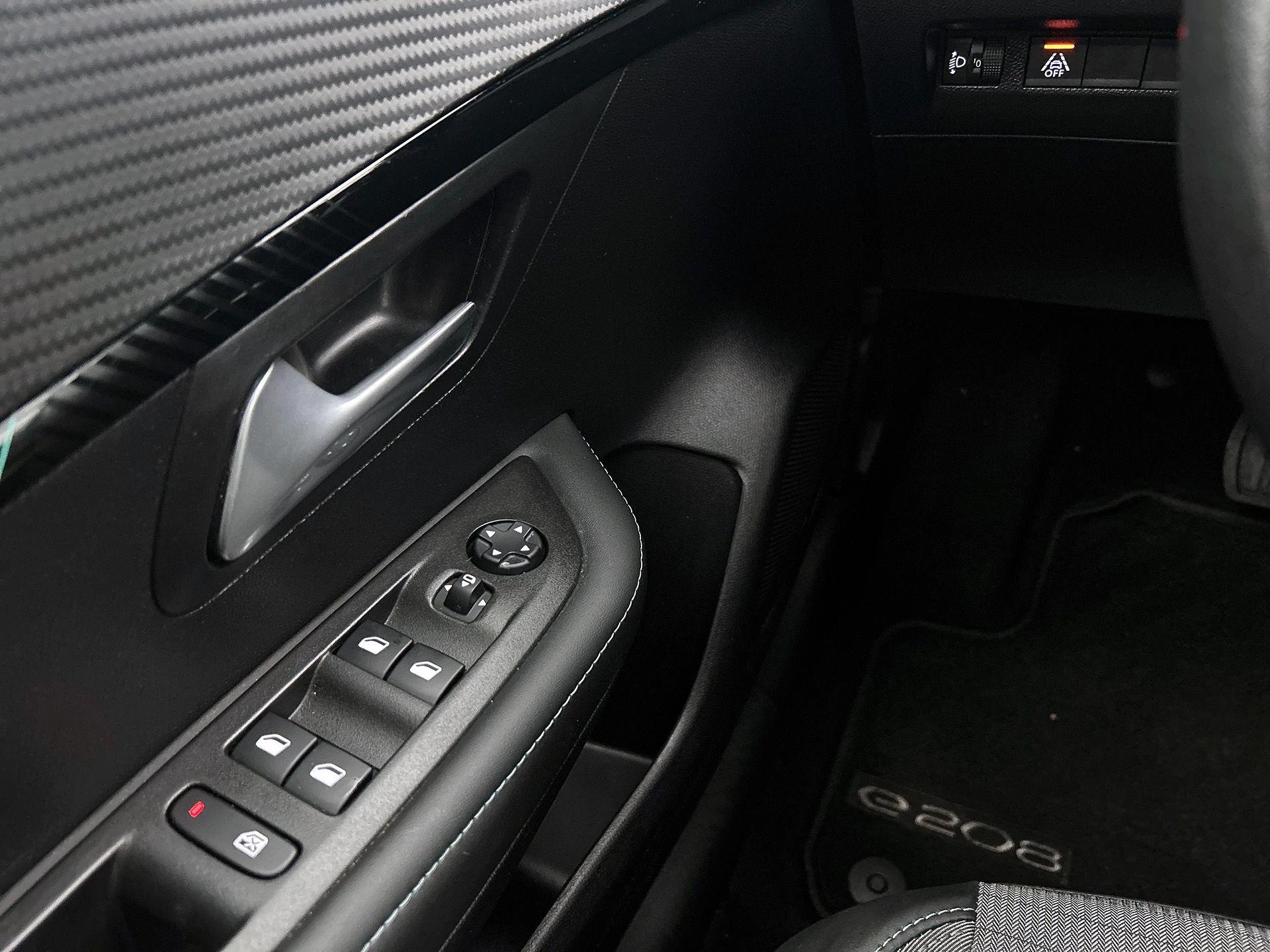 Peugeot e-208 EV Allure 50 kWh