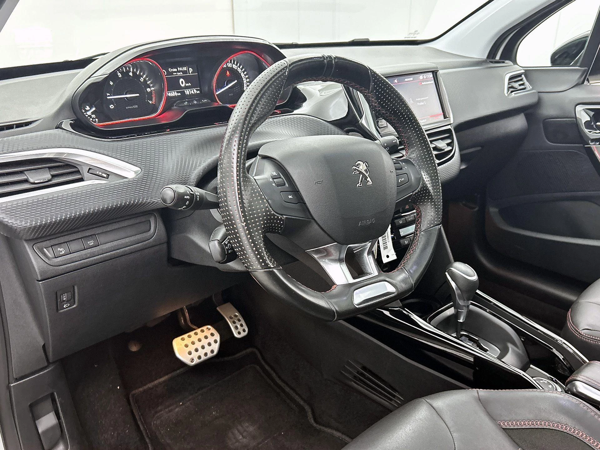 Peugeot 2008 1.2 PureTech Allure