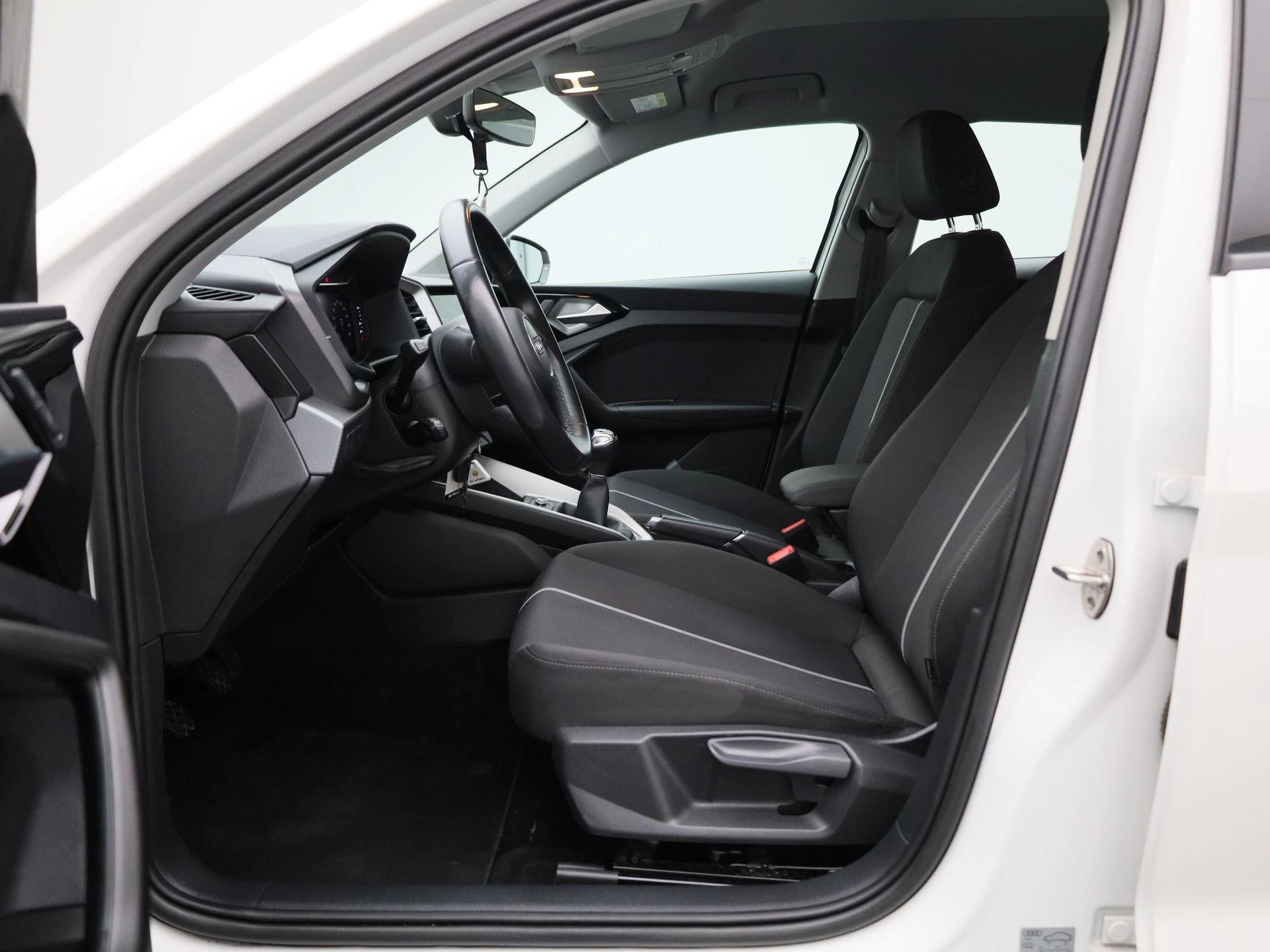 Audi-A1 Sportback-image-10