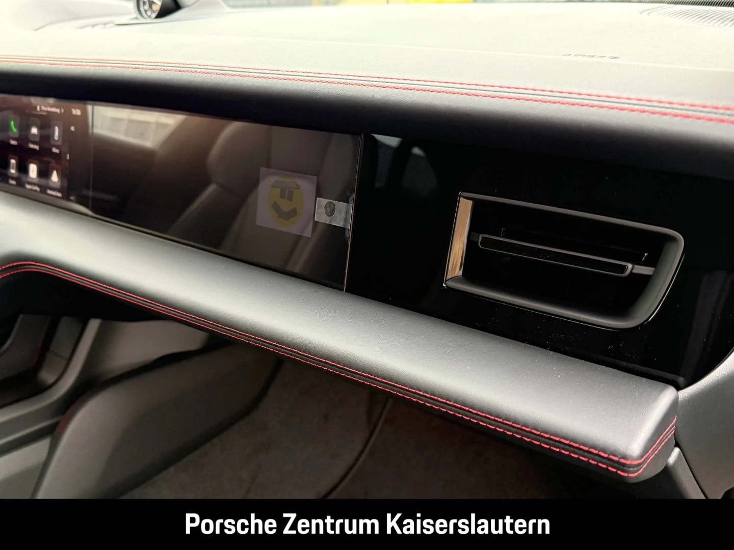 Porsche Taycan GTS Sport Turismo HA-Lenkung Active-Ride gts