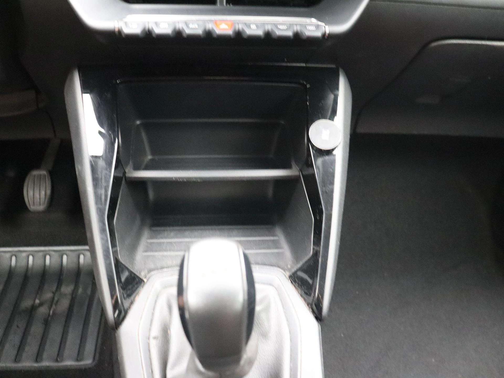 Peugeot 208 1.2 PureTech 75 MAN5 S&S Active Pack