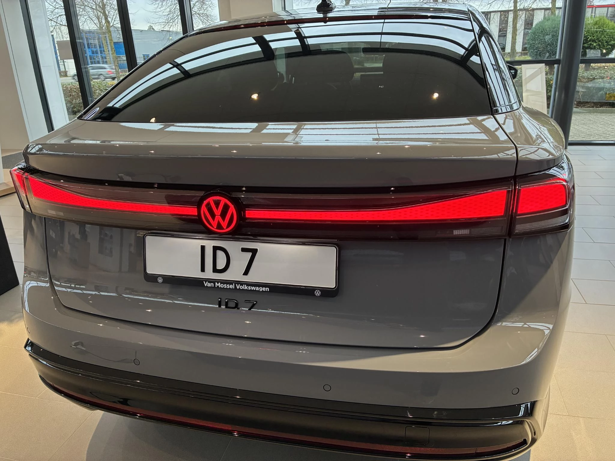Volkswagen-ID.7-image-14
