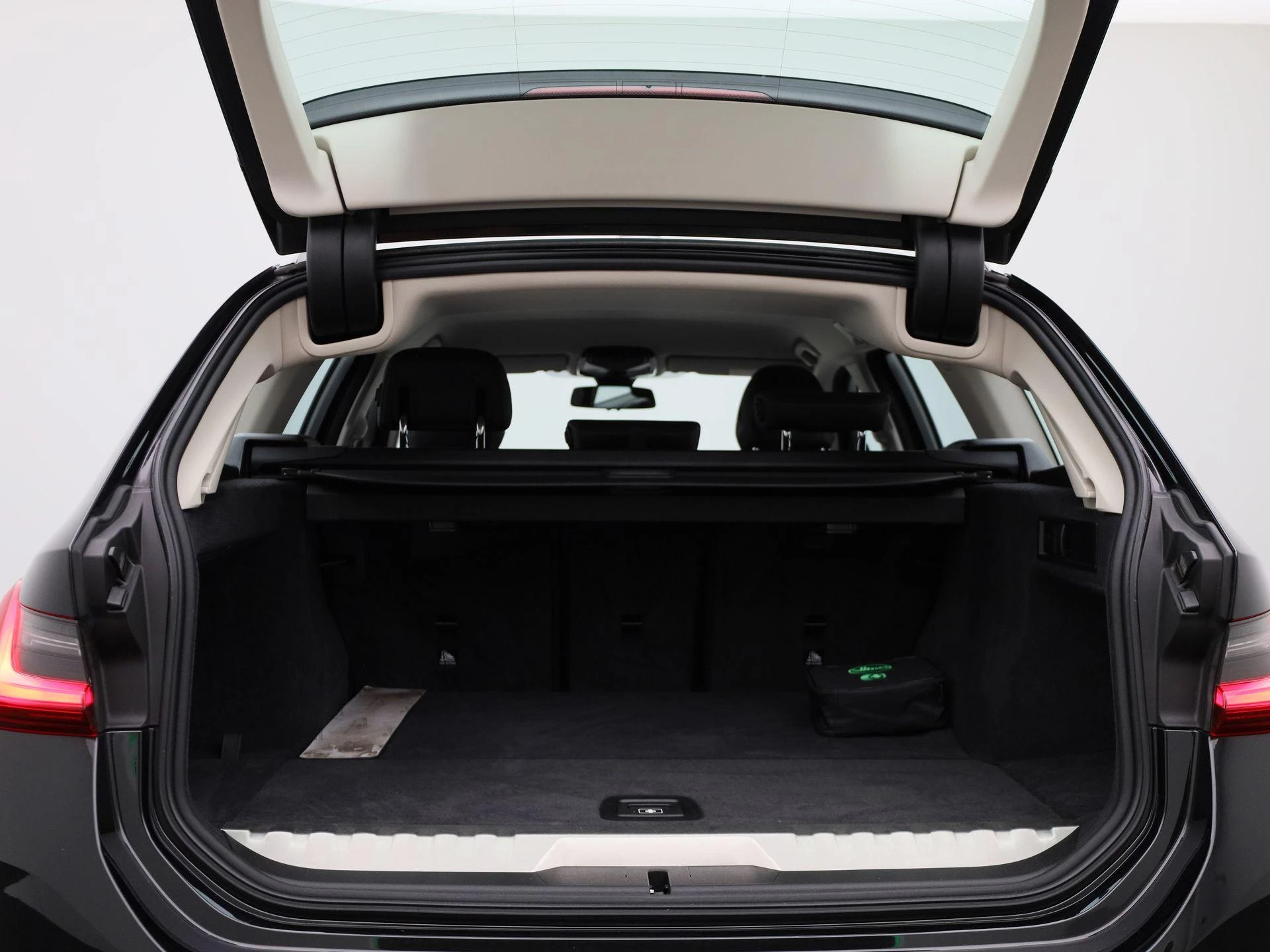 BMW-3 Serie-image-13