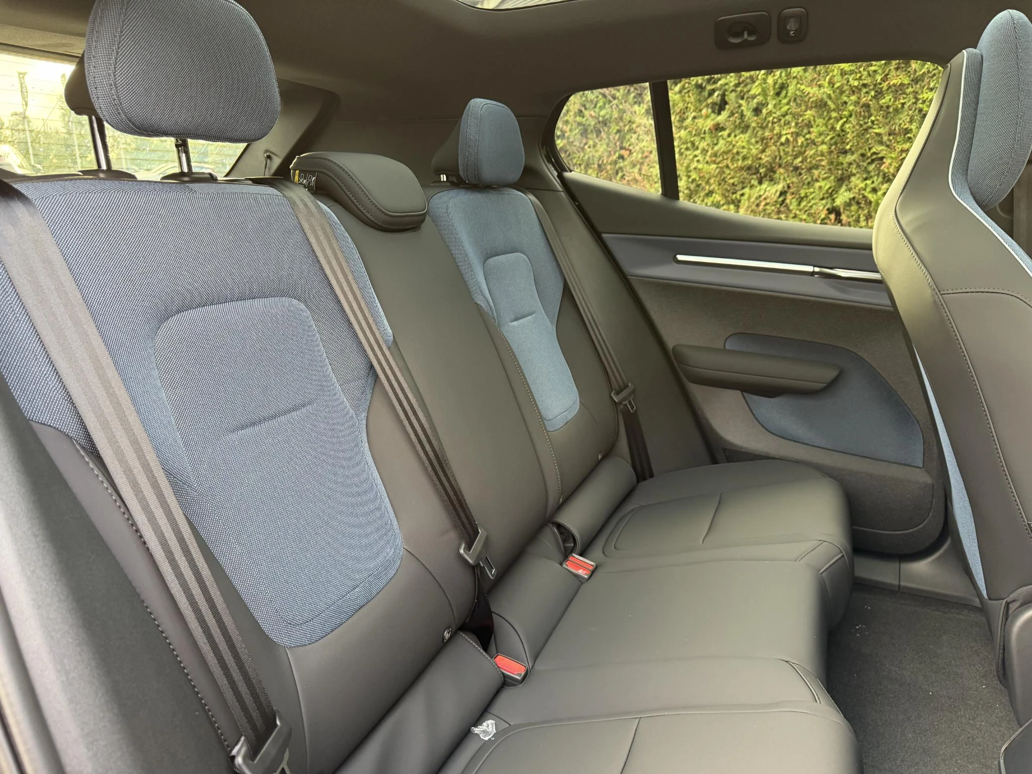 Volvo-EX30-image-9