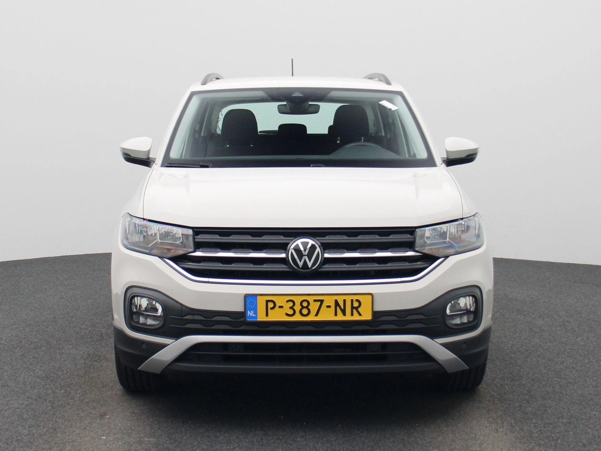 Volkswagen-T-Cross-image-2