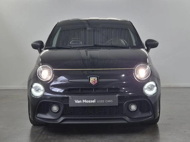 Abarth-595-image-1