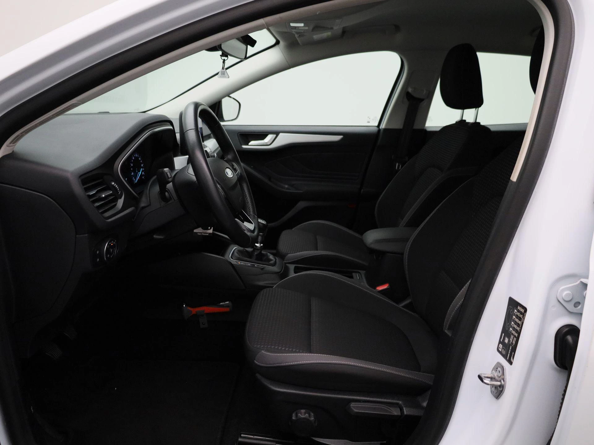 Ford-Focus-image-8