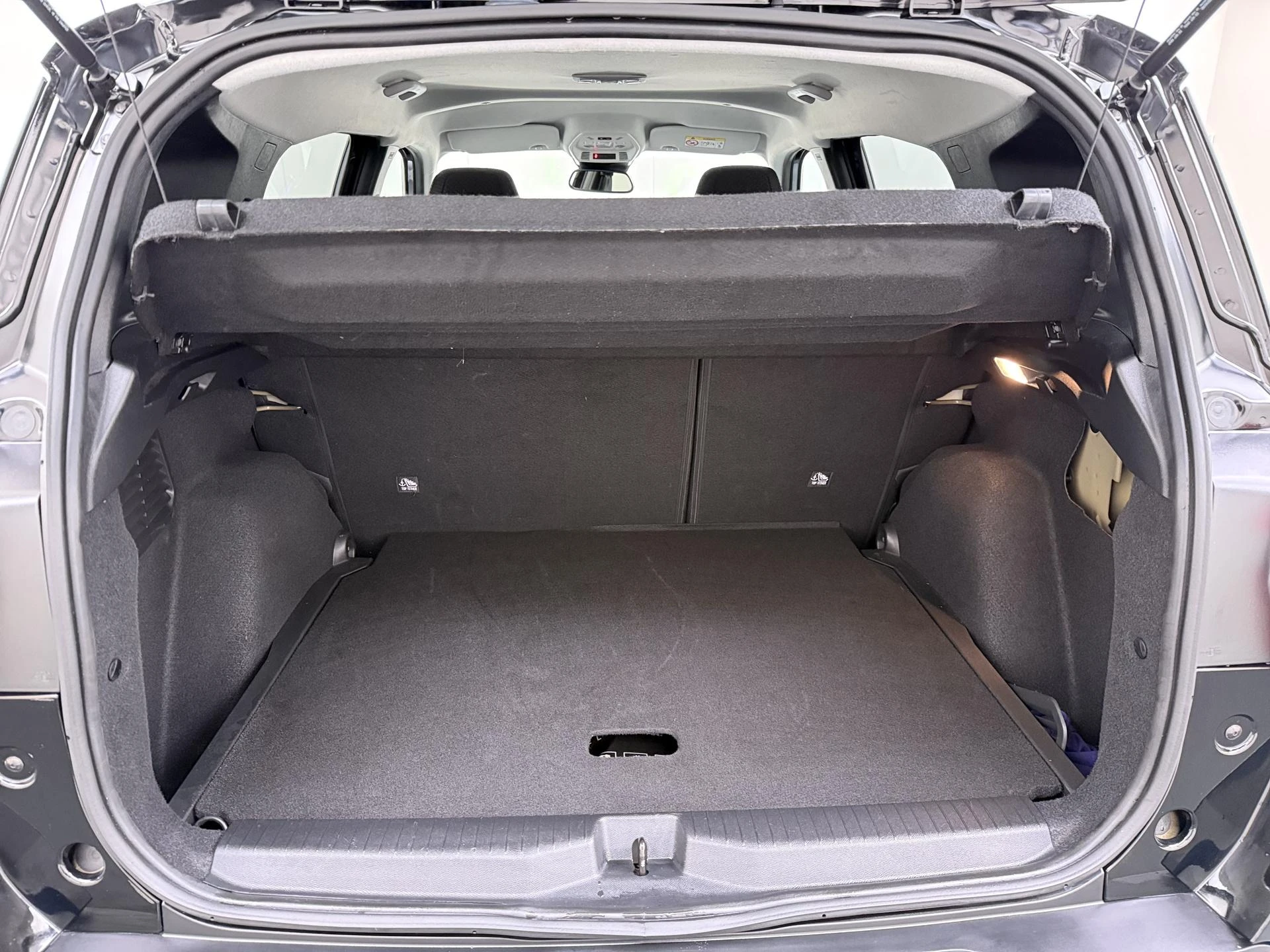 Opel-Frontera-image-9