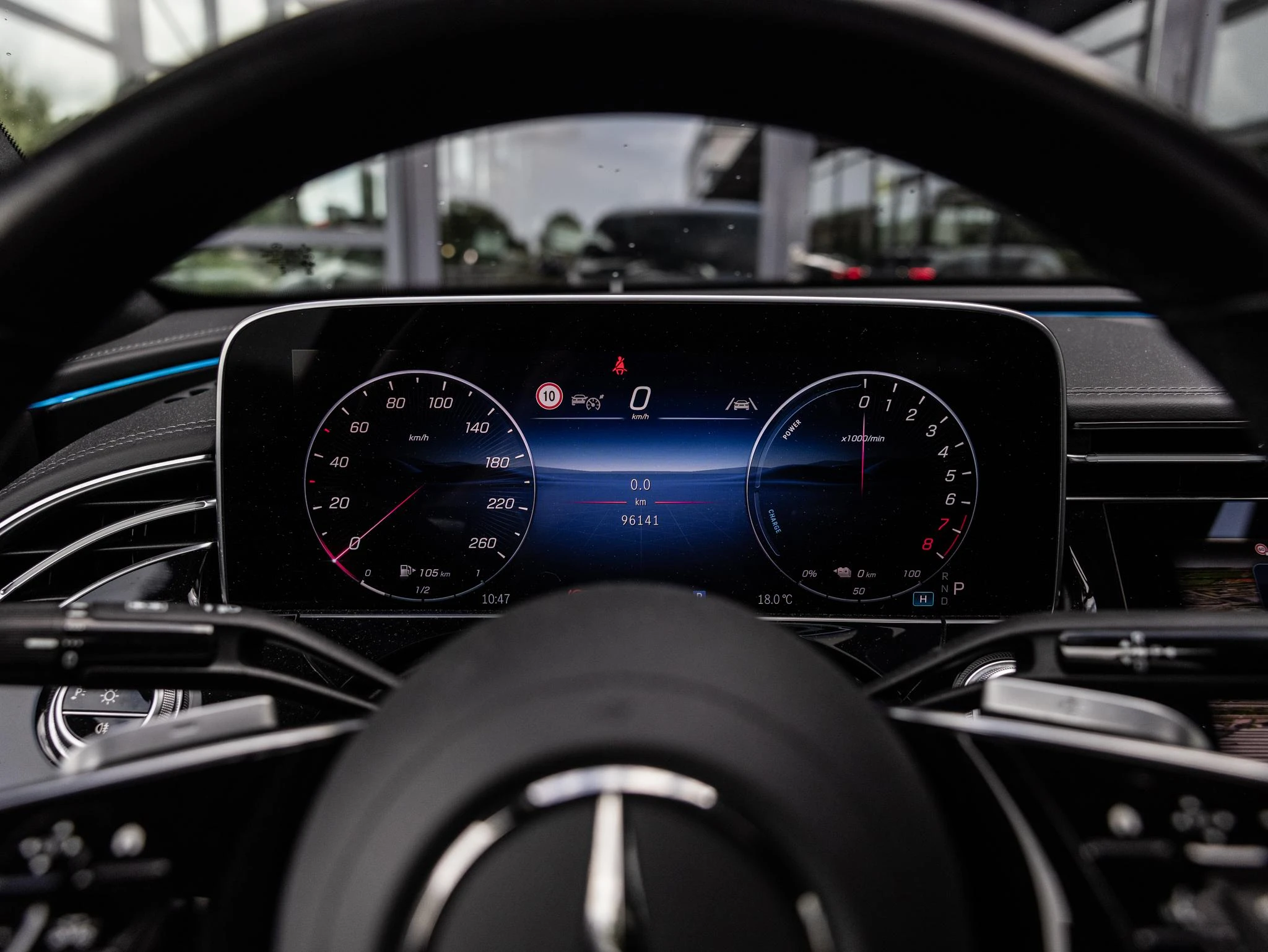 Mercedes-Benz-E-Klasse-image-38