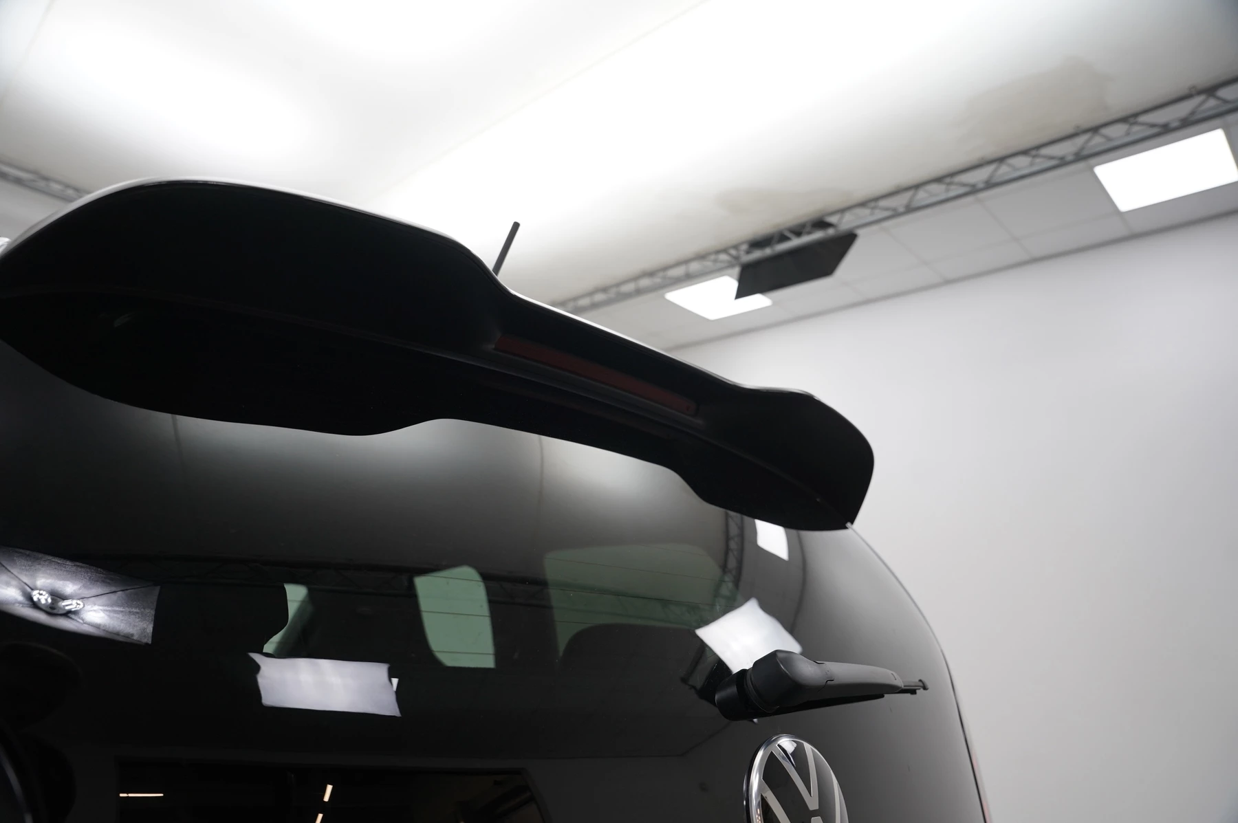 Volkswagen-up!-image-28