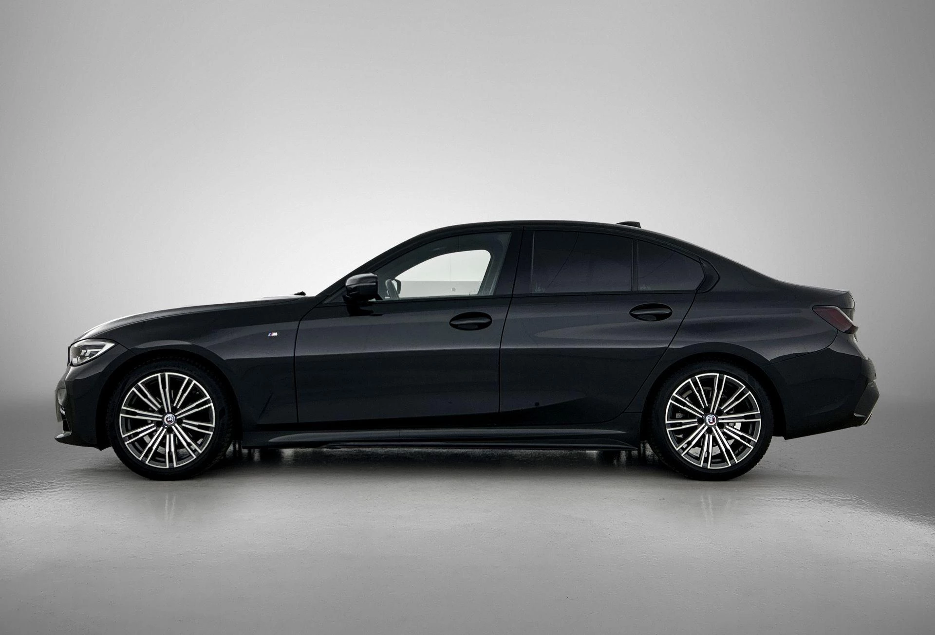 BMW-3 Serie-image-1