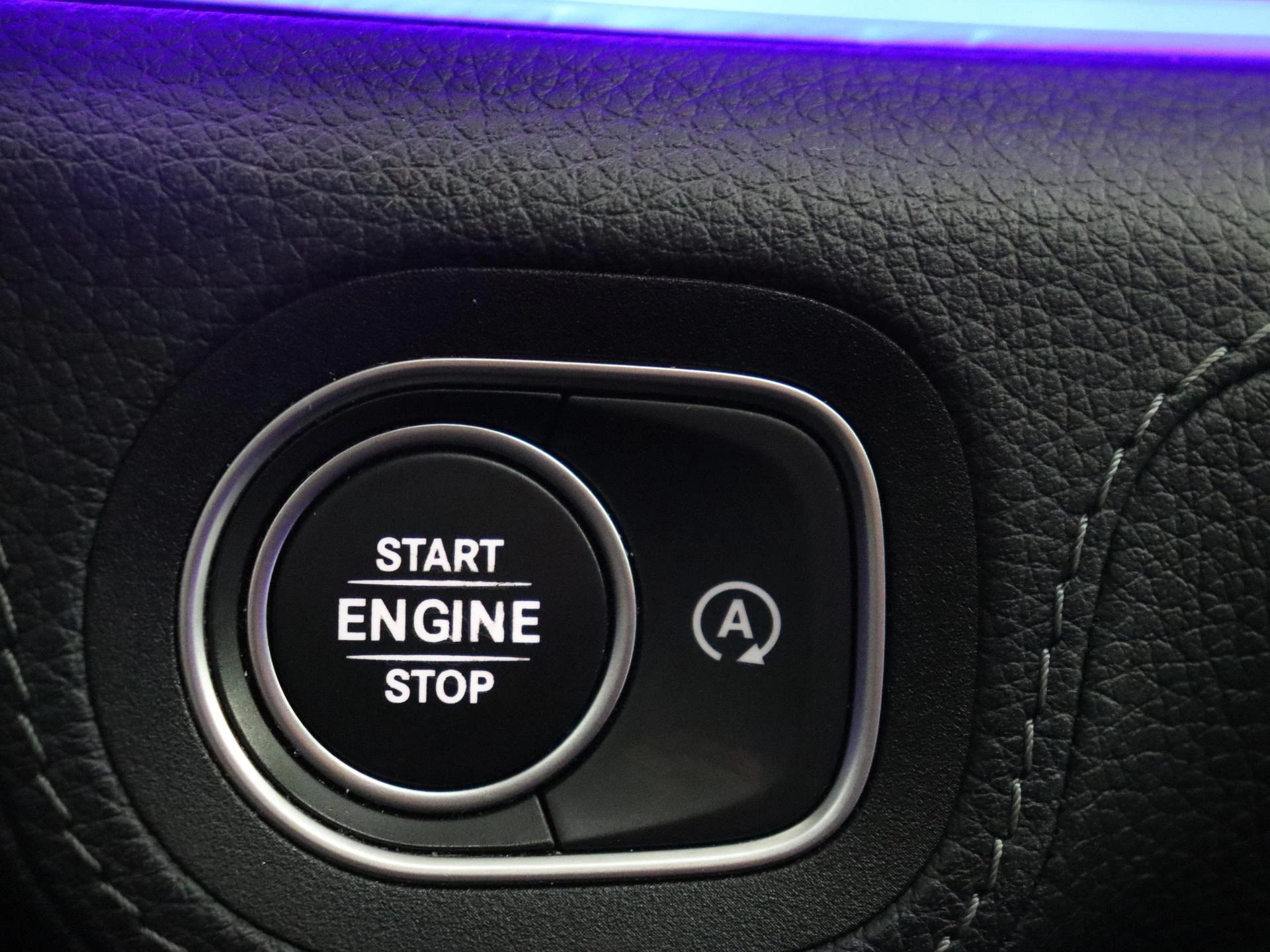 Mercedes-Benz-GLE-image-33