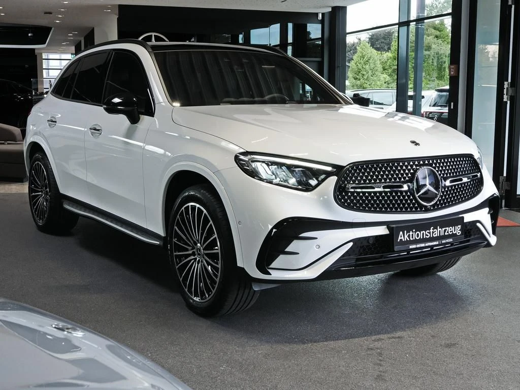 Mercedes-Benz-GLC 300 de-image-3