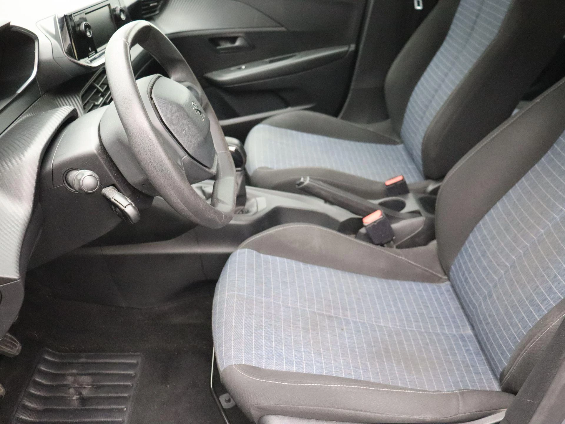 Peugeot 208 1.2 PureTech 75 MAN5 S&S Active Pack