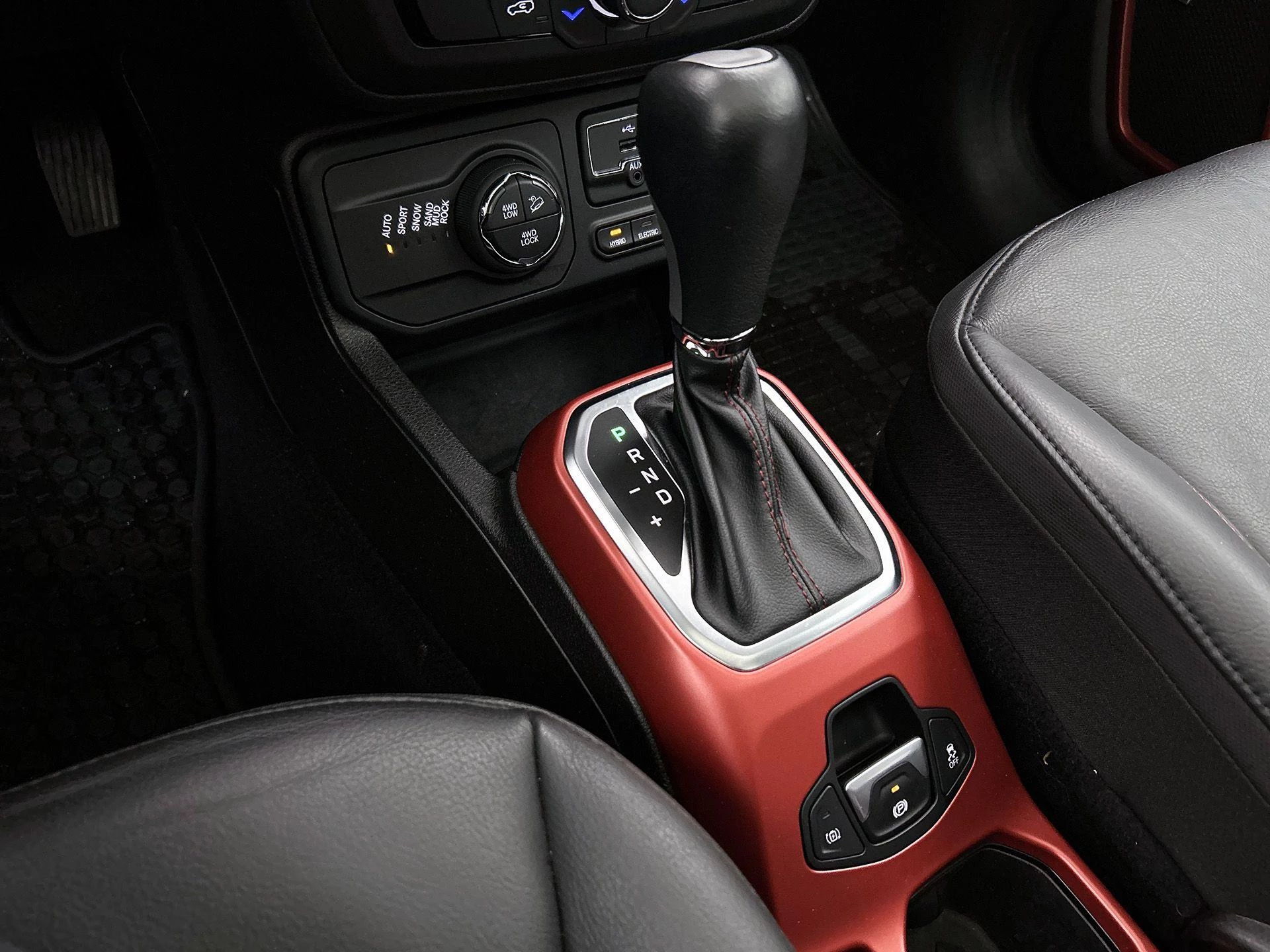 Jeep-Renegade-image-8