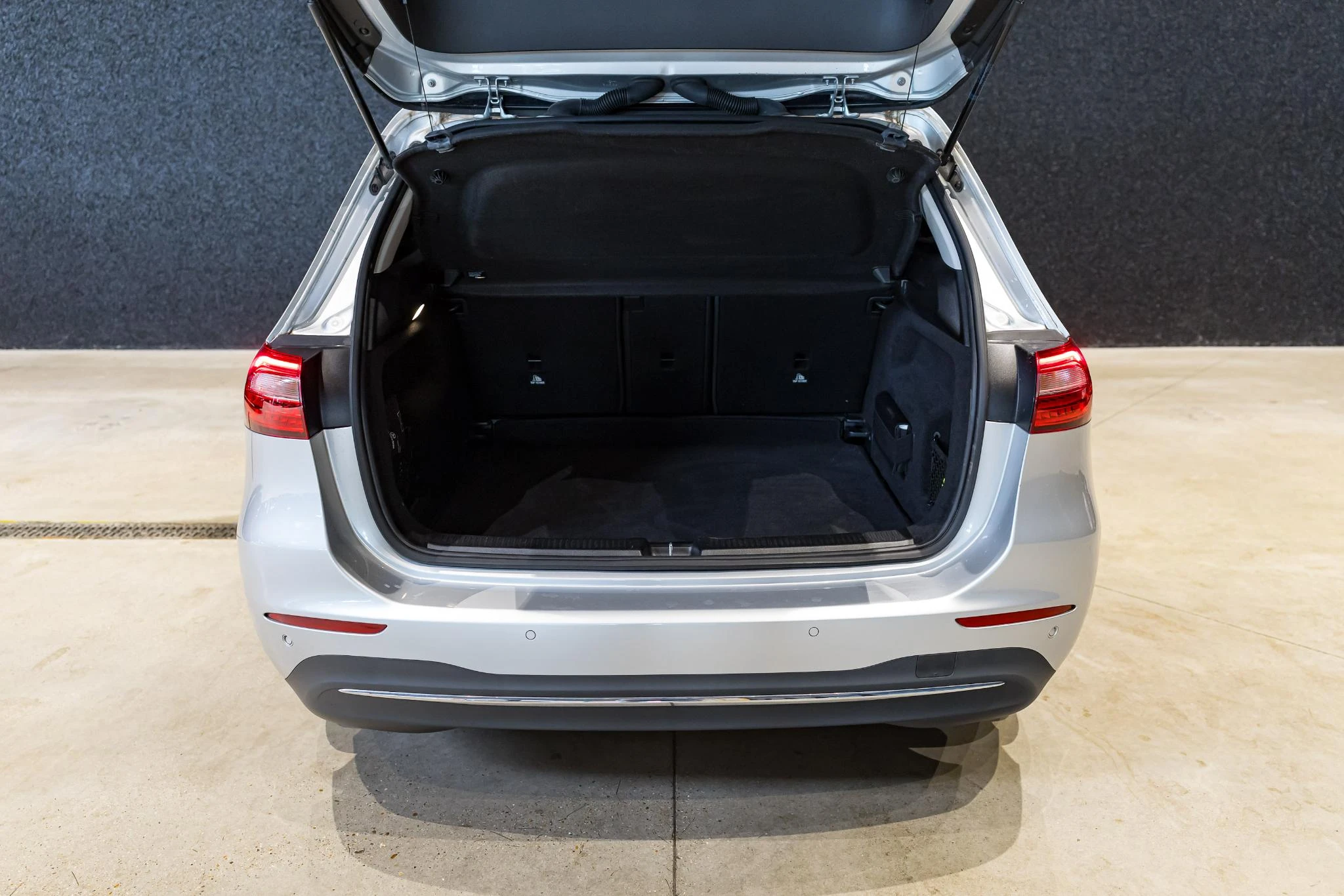 Mercedes-Benz-B-Klasse-image-9