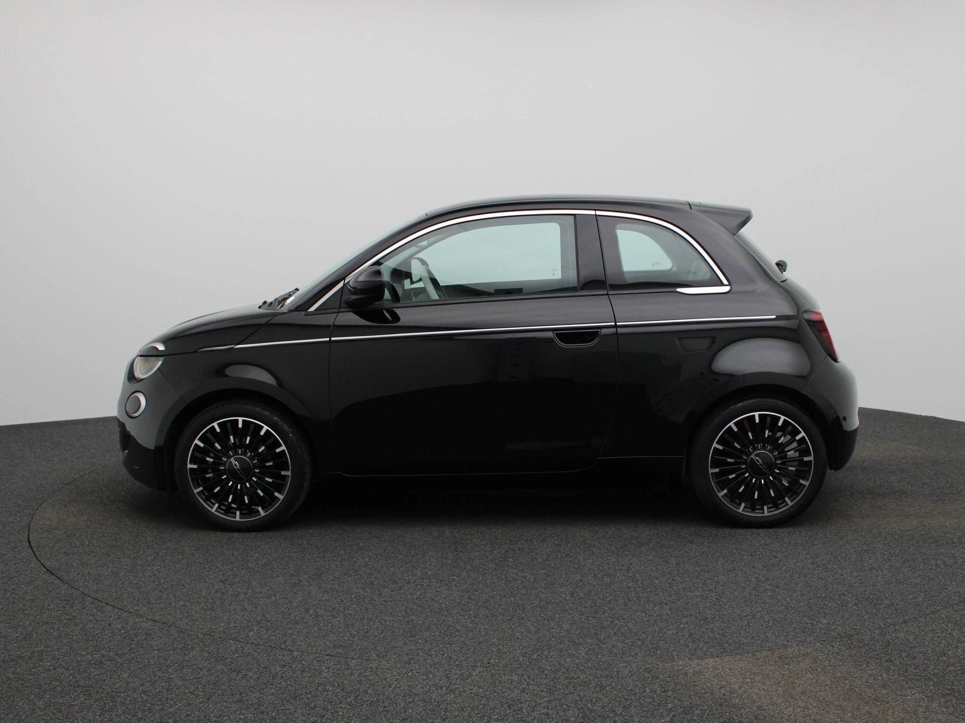 Fiat-500e-image-3