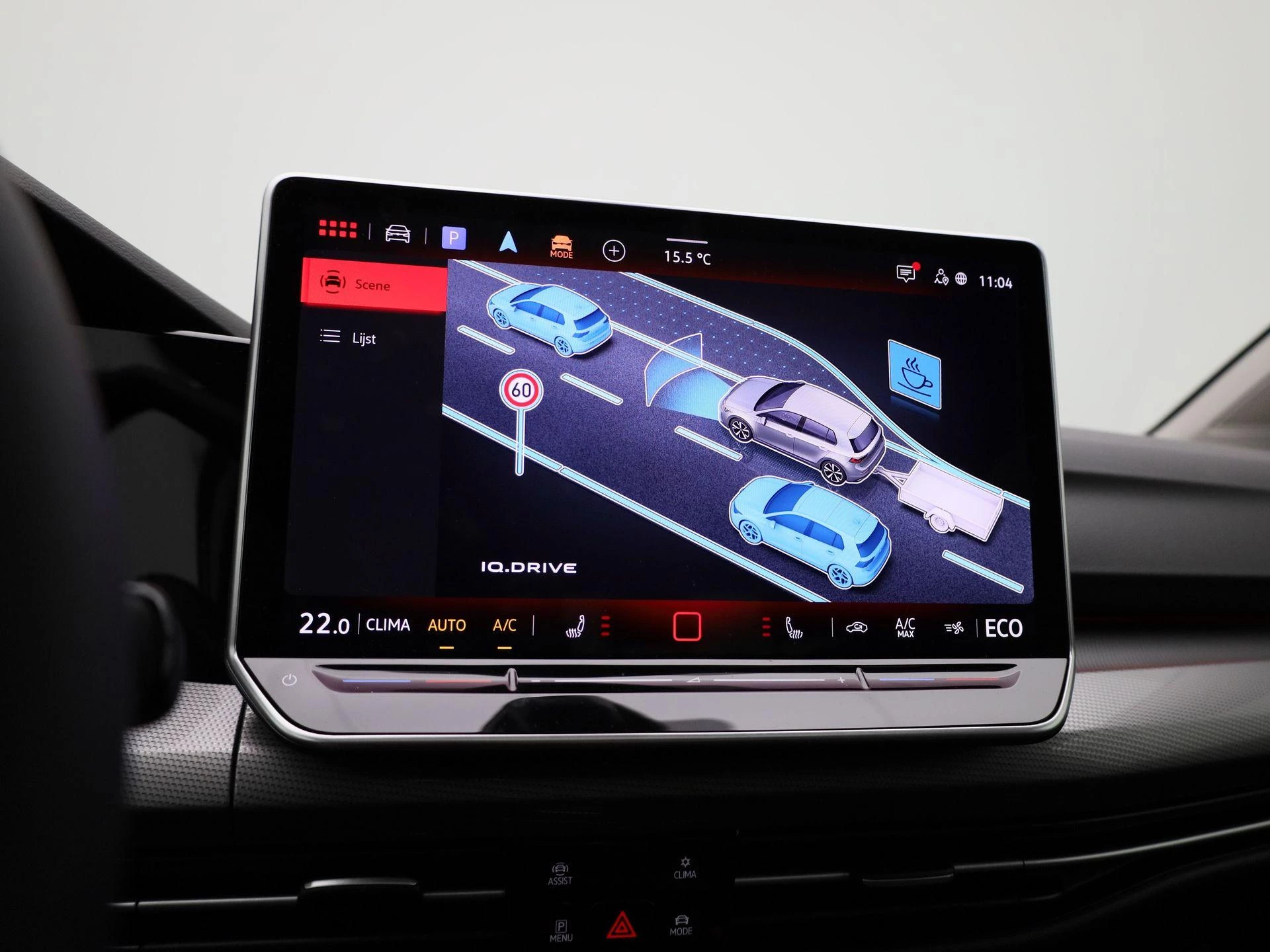 Volkswagen-Golf-image-26