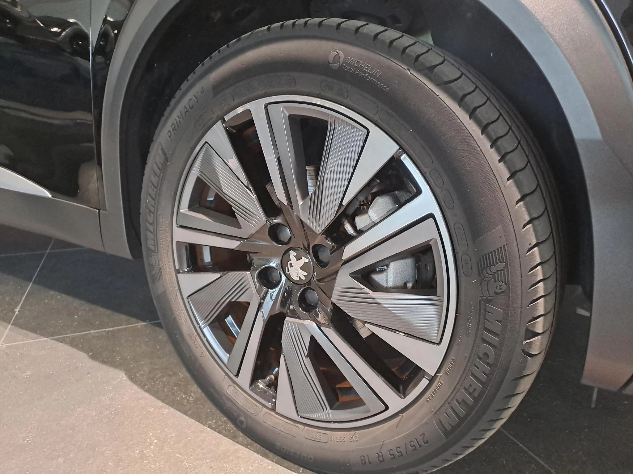 Peugeot e-2008 EV GT 50 kWh