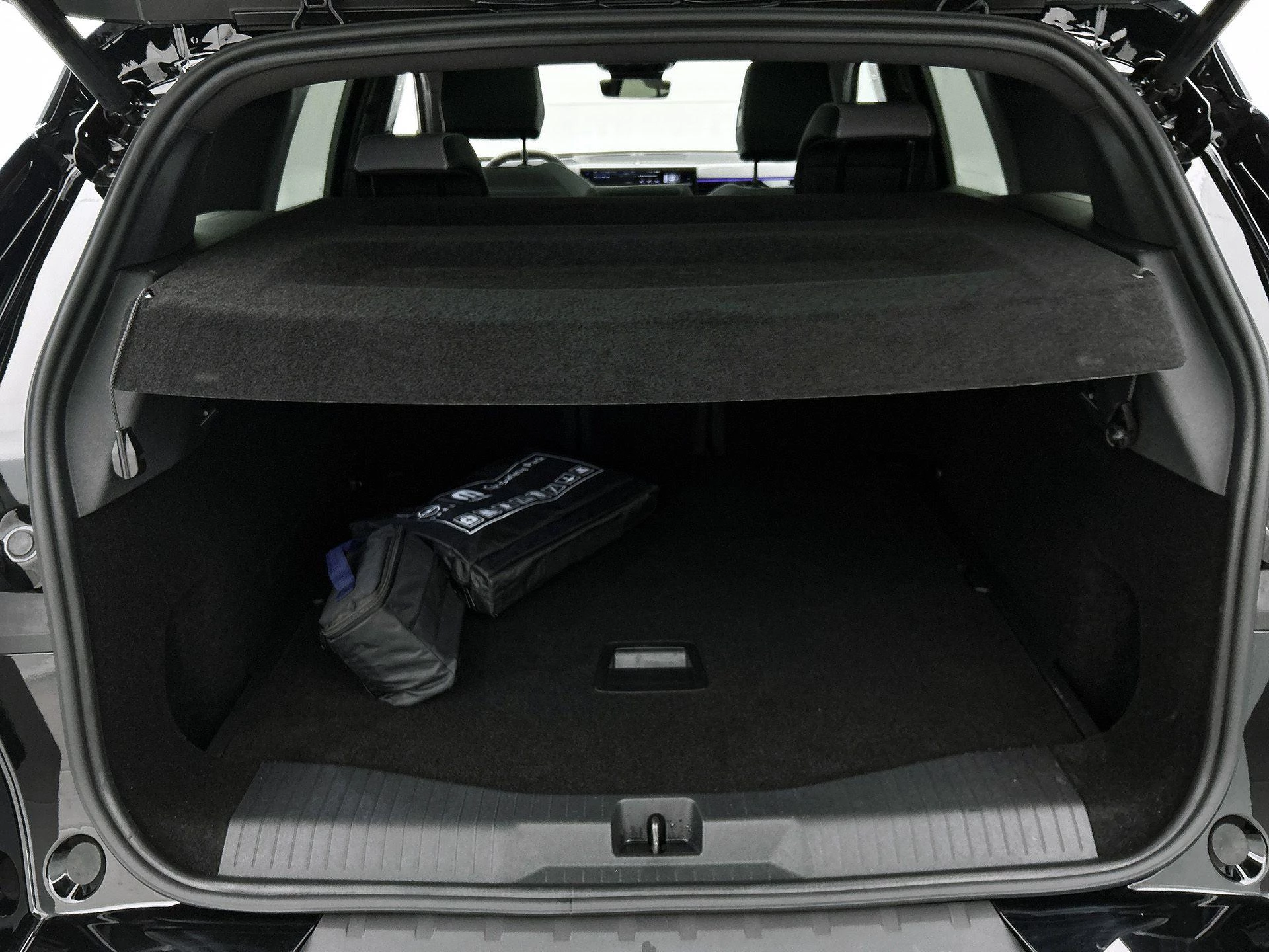 Opel-Grandland-image-13