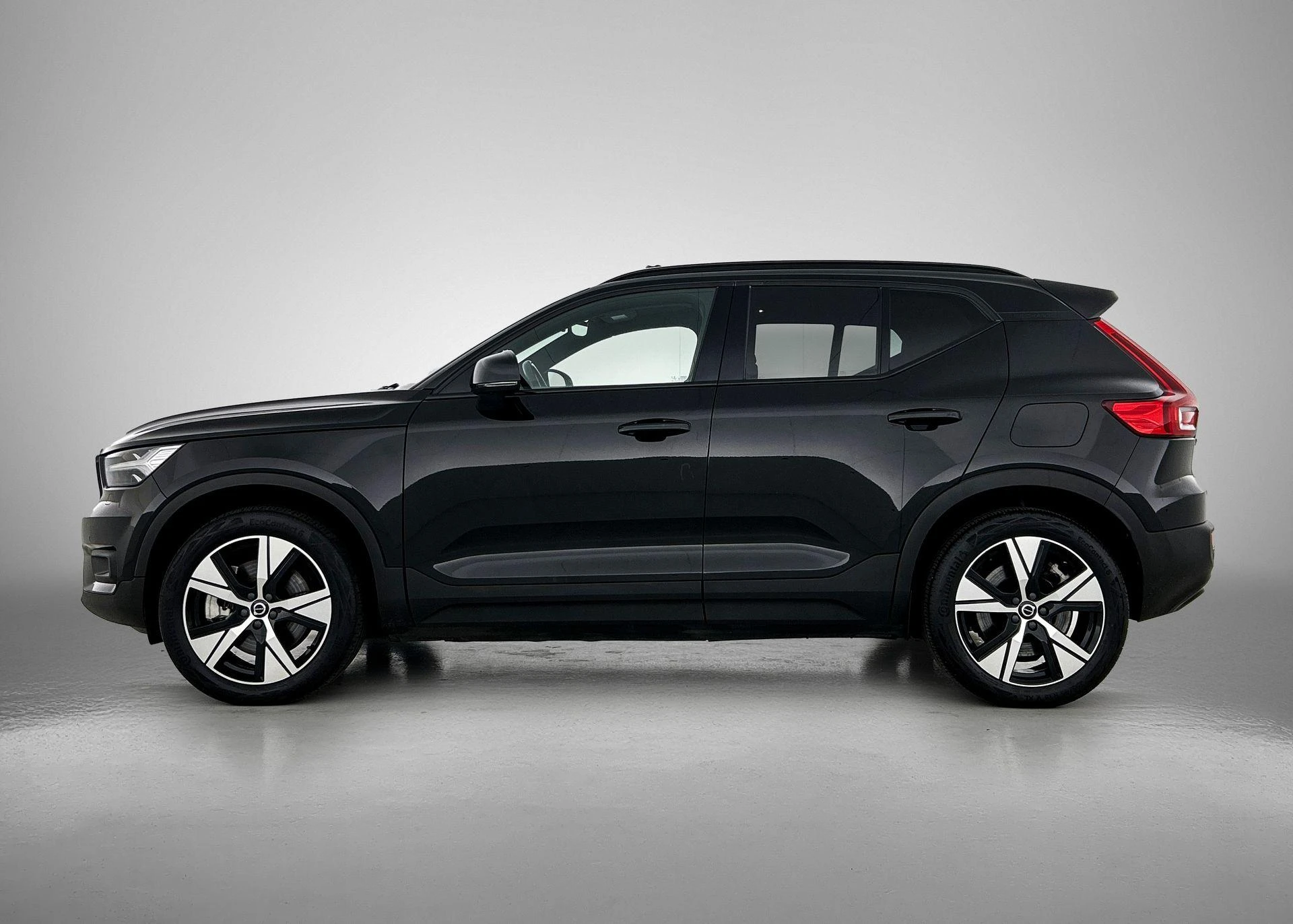 Volvo XC40 Recharge P8 AWD R-Design