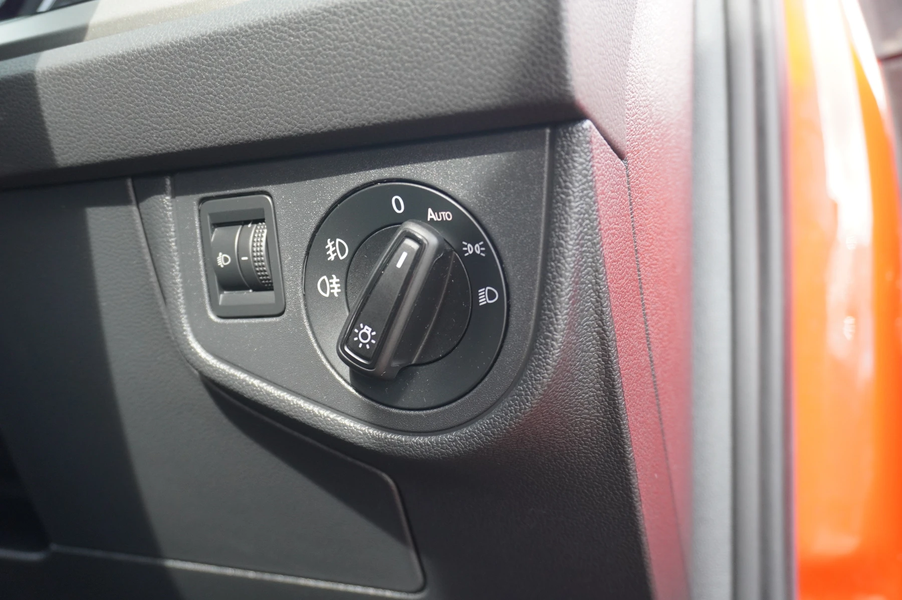 Volkswagen-Polo-image-27
