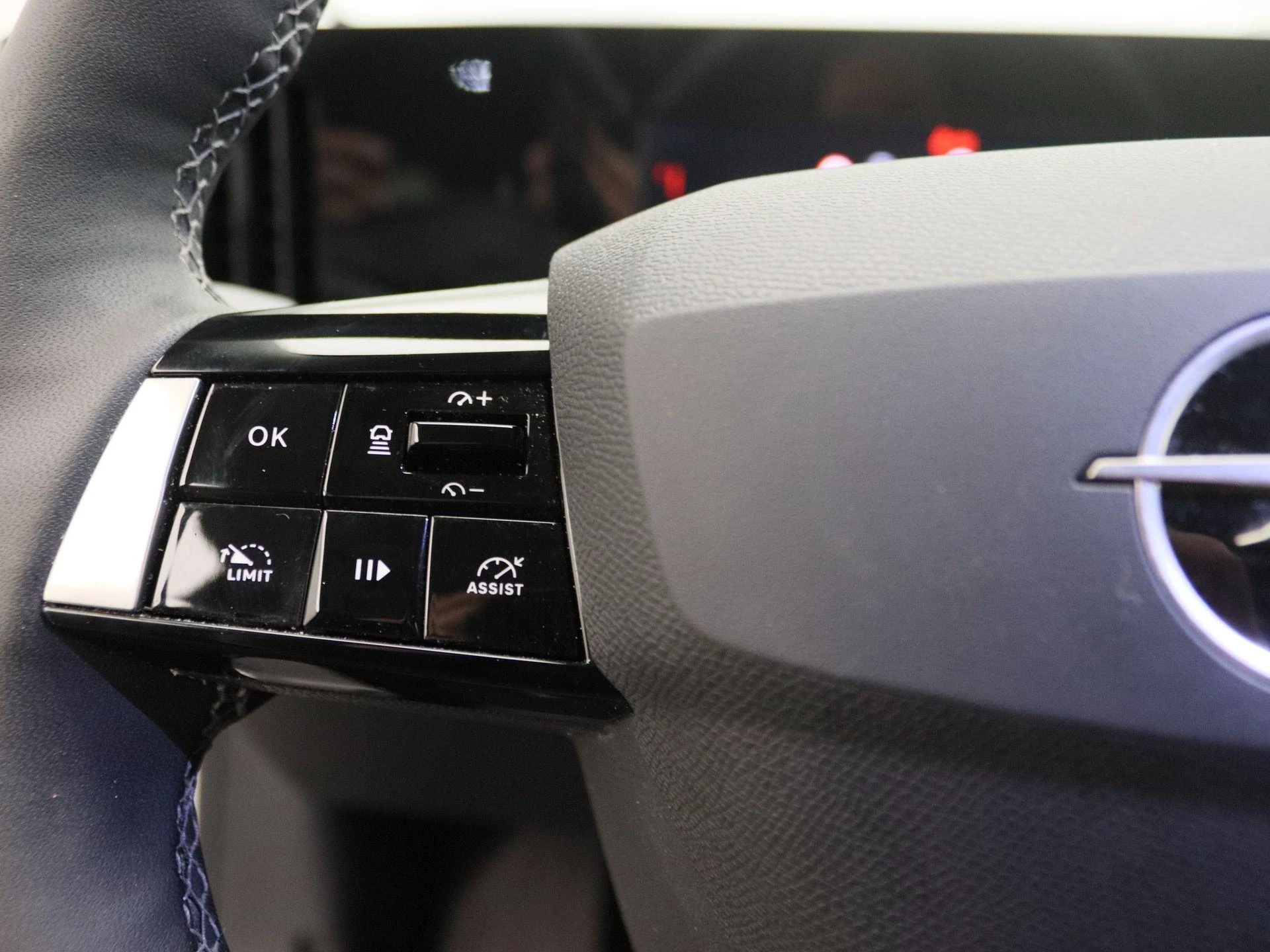 Opel-Astra-image-17