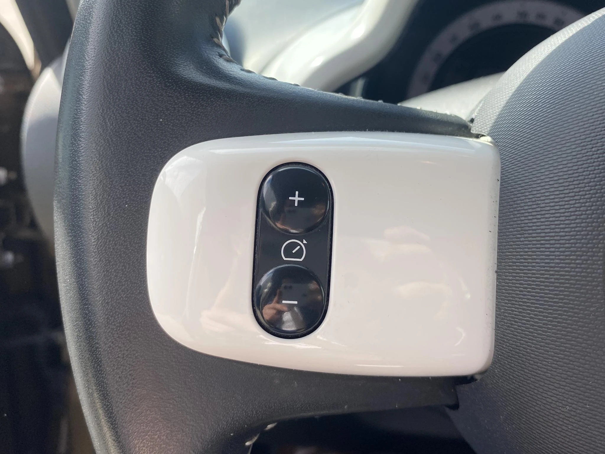 Renault-Twingo-image-6