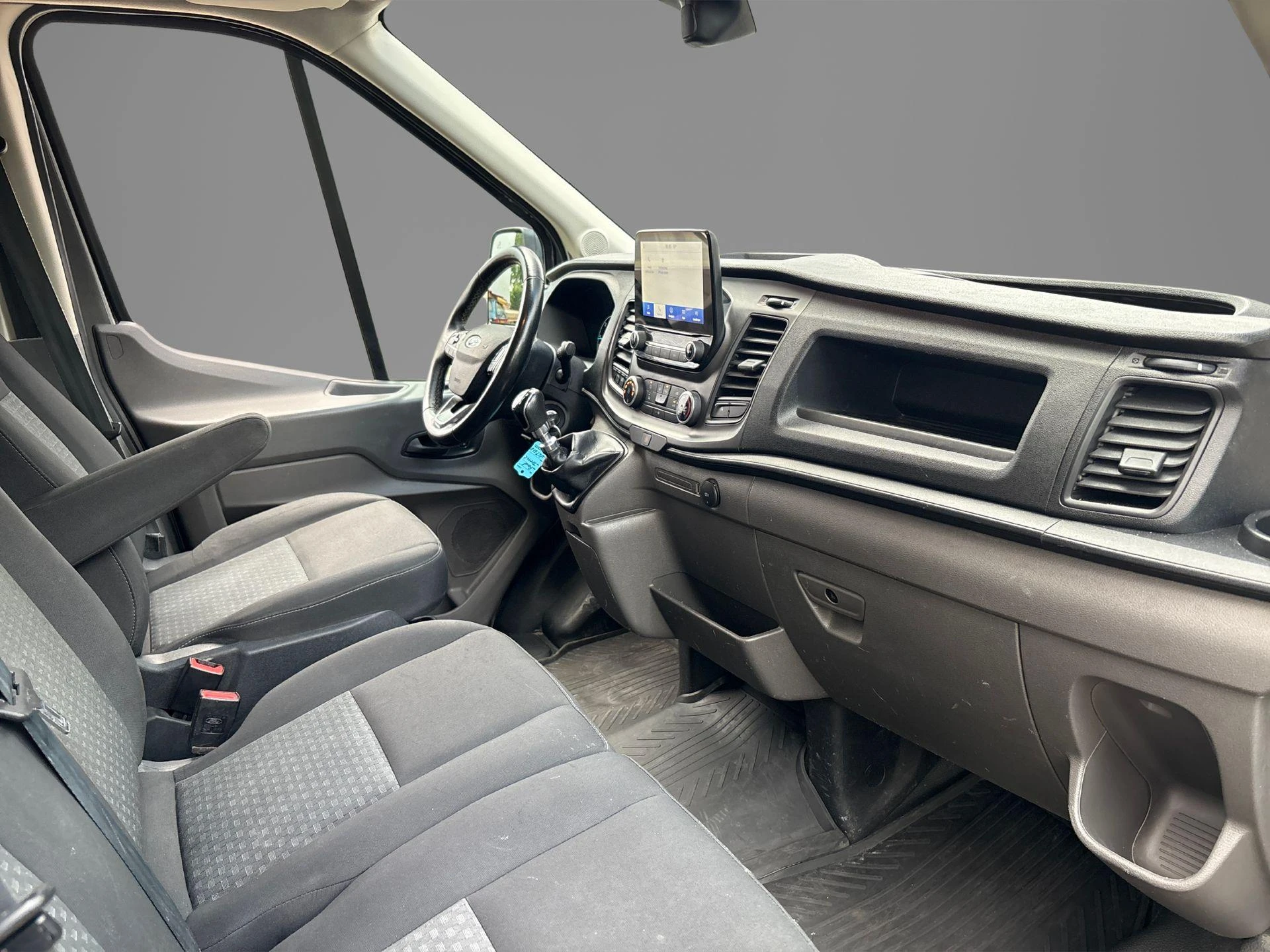 Ford-Transit-image-13