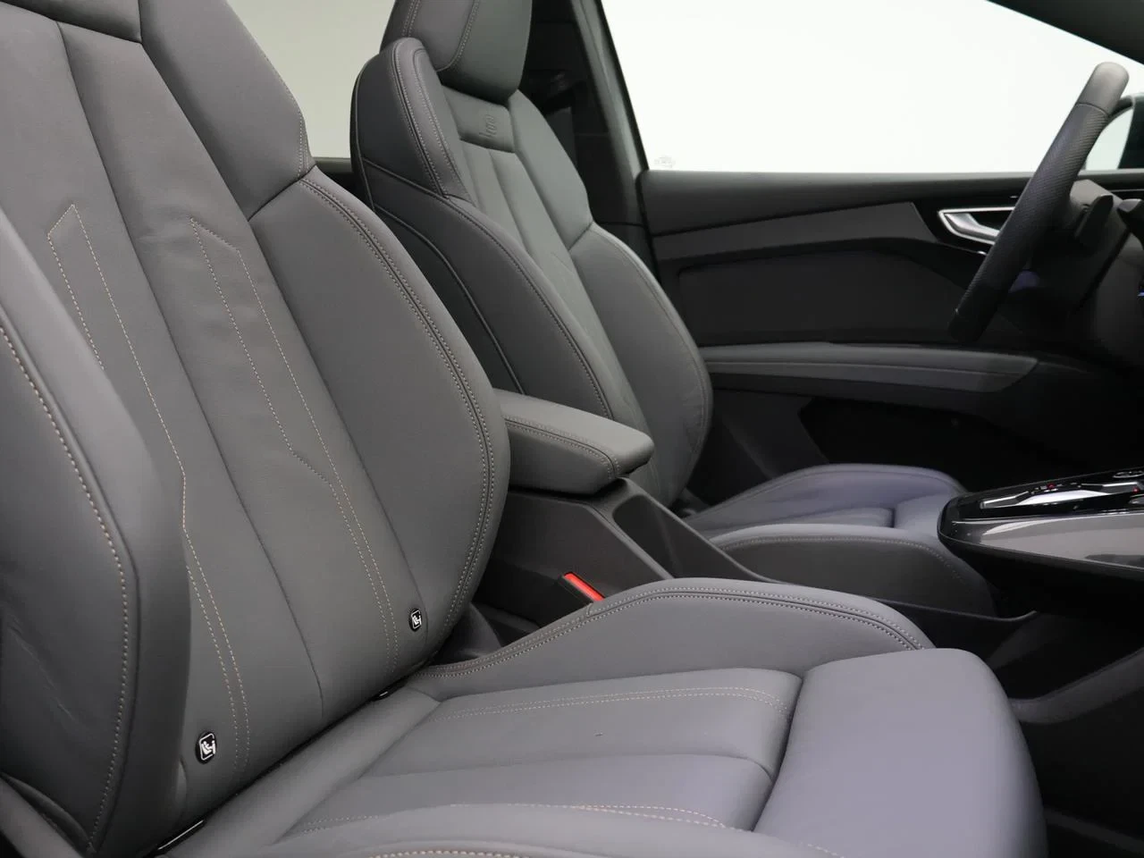 Audi-Q4 Sportback e-tron-image-6