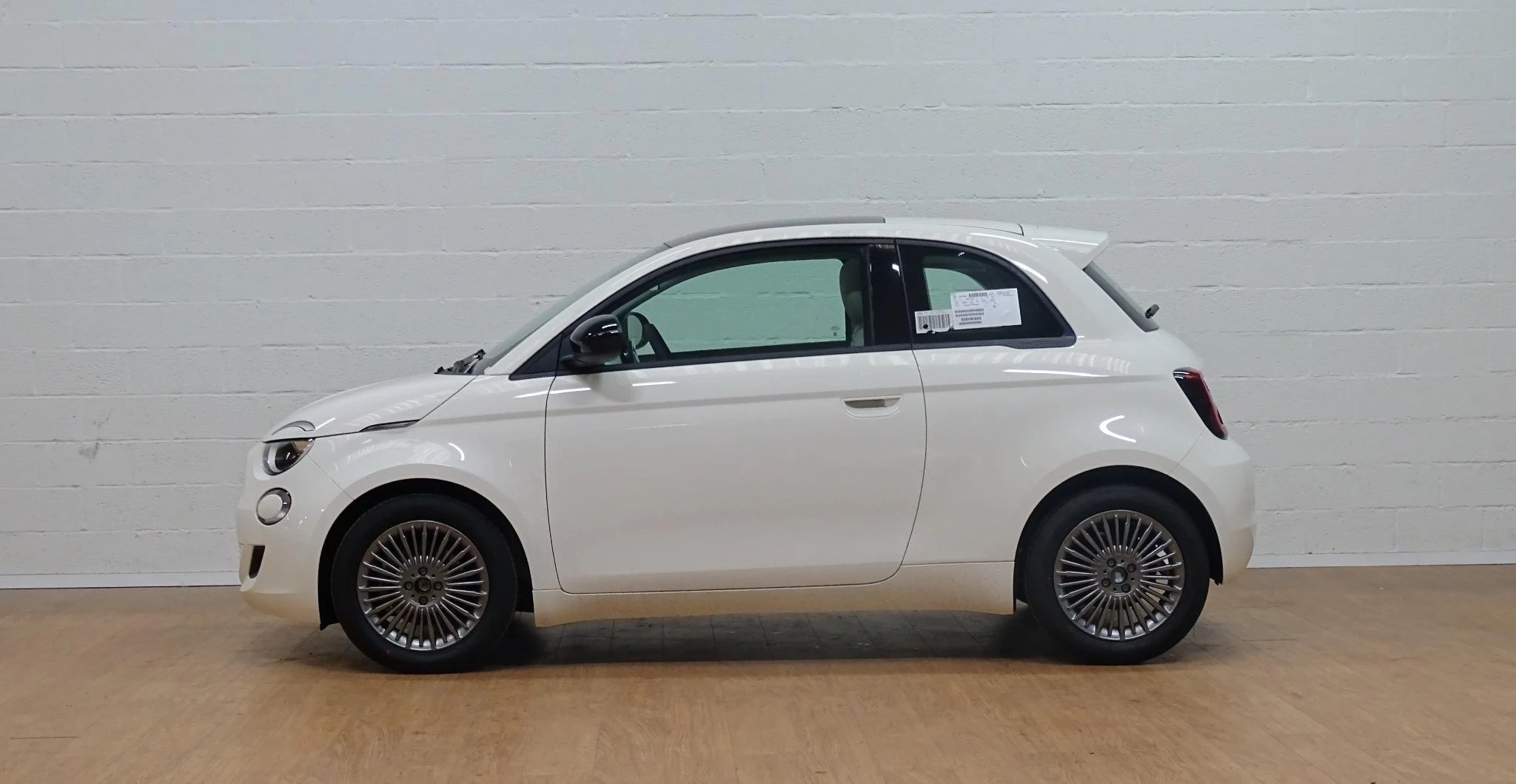 Fiat 500 1.0 Hybrid ICON +comfort pack+pano dak