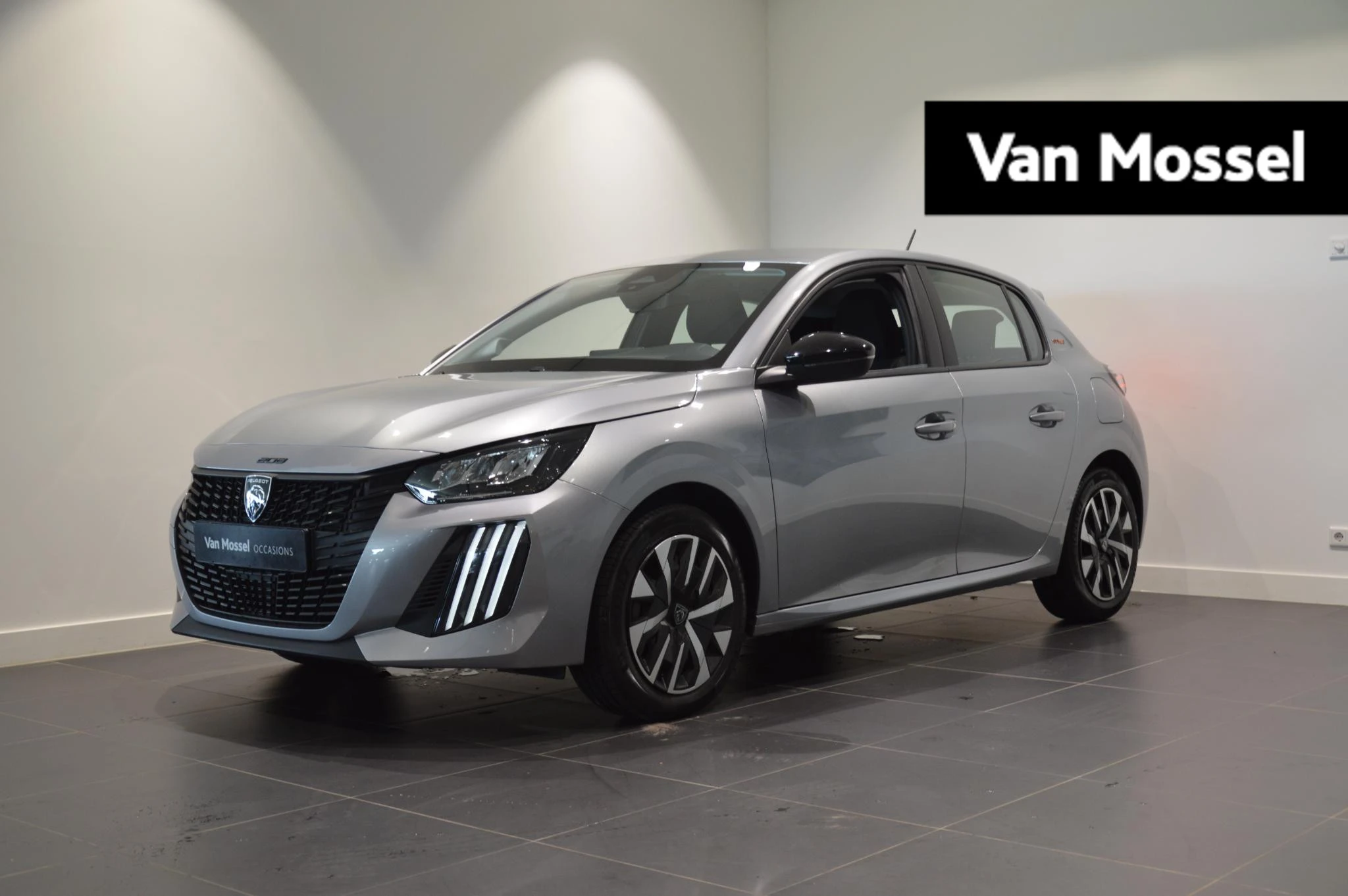 Peugeot-208-image-0