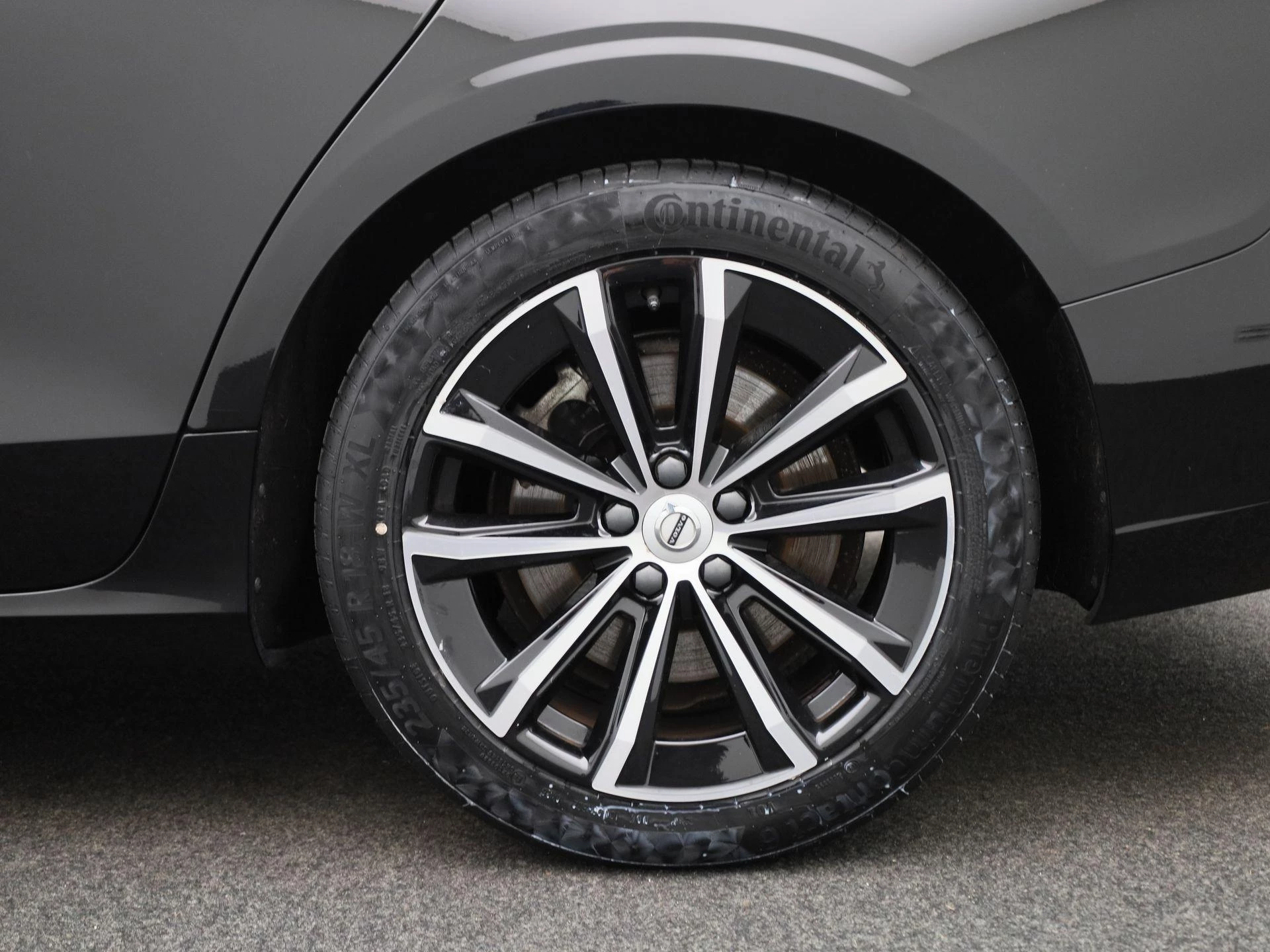 Volvo-V60-image-12