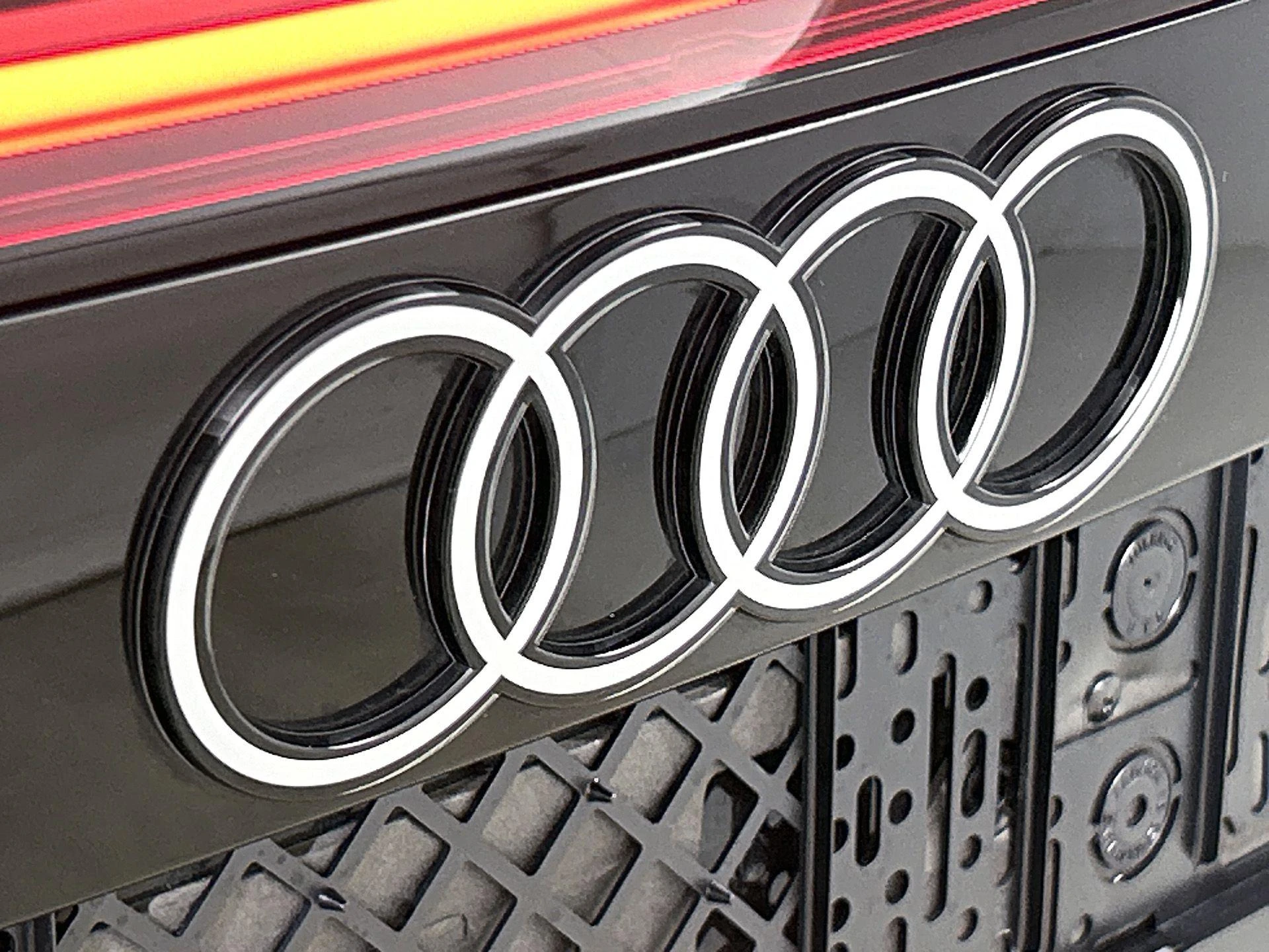 Audi-Q8-image-34
