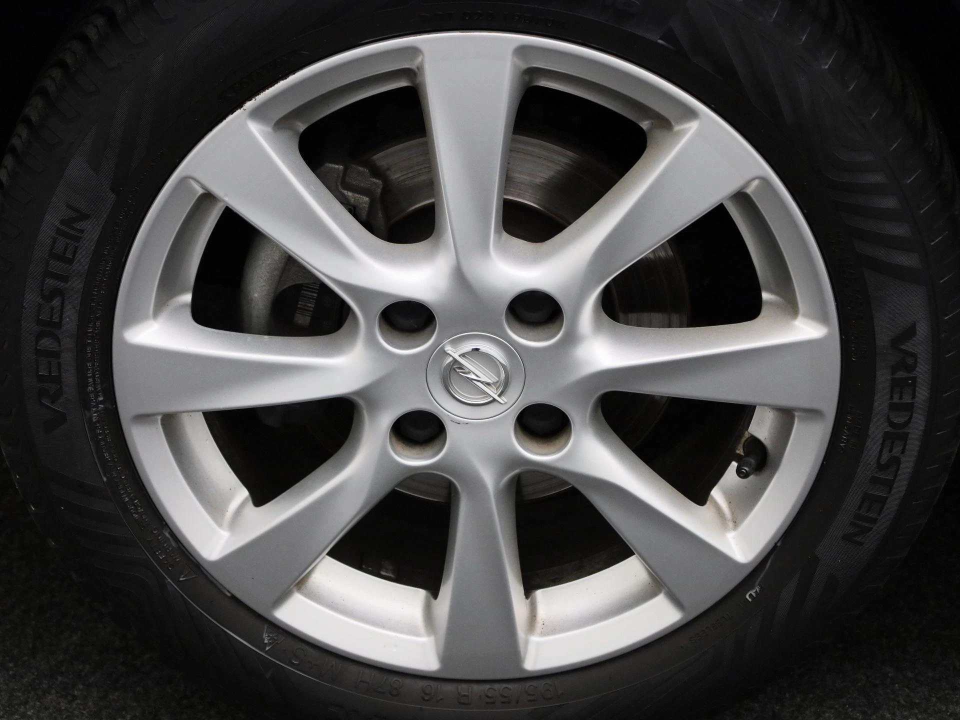Opel Corsa 1.2 Edition