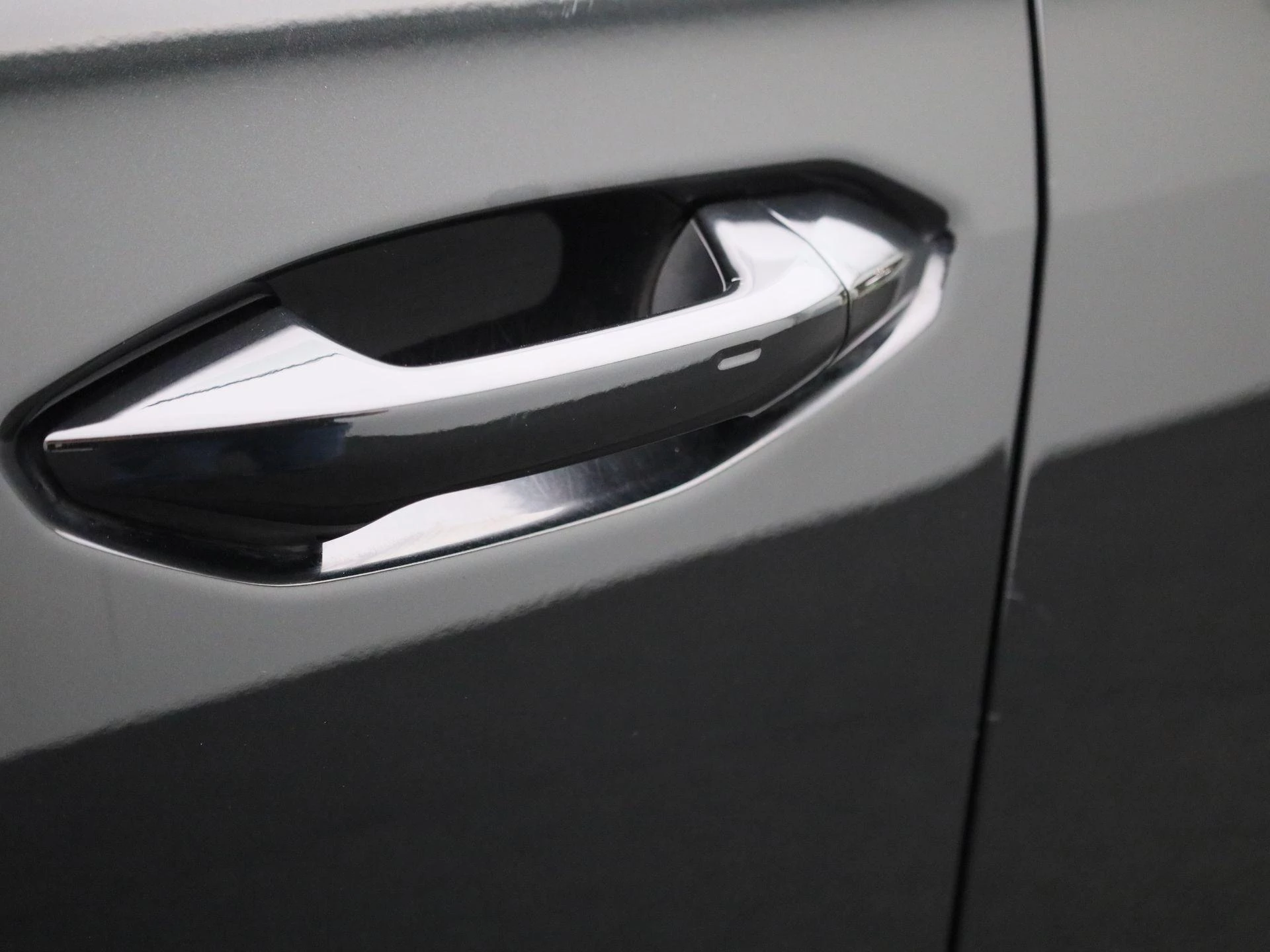 Audi-Q4 e-tron-image-17